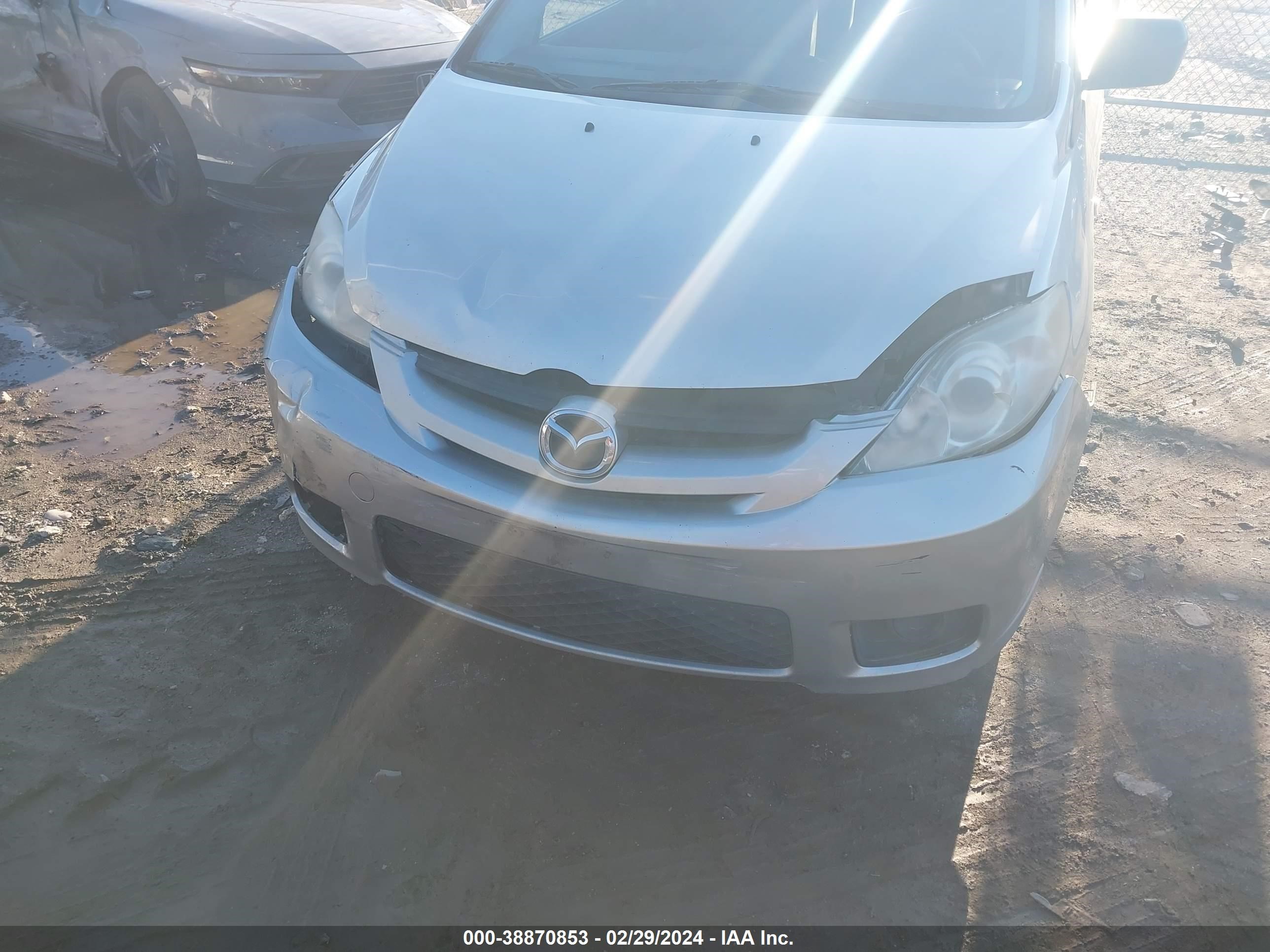 Photo 5 VIN: JM1CR29LX70153636 - MAZDA 5 