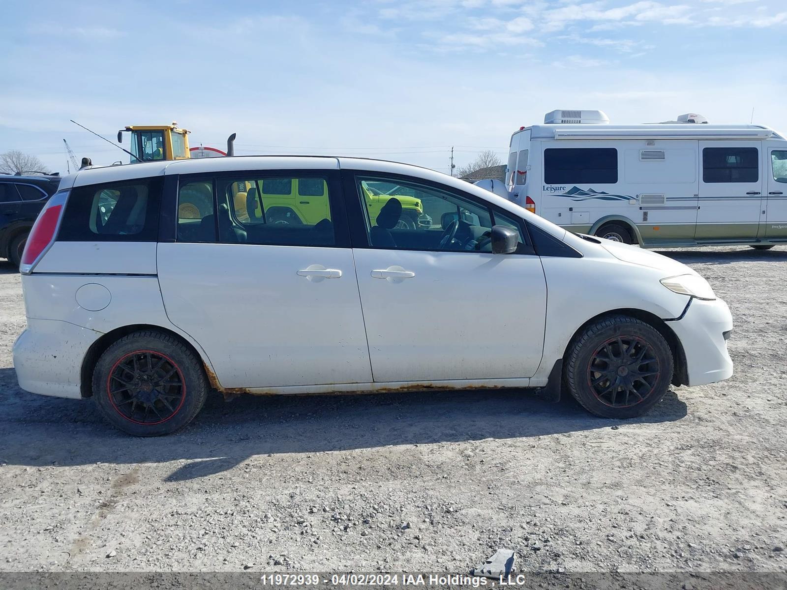 Photo 11 VIN: JM1CR2W38A0374096 - MAZDA 5 