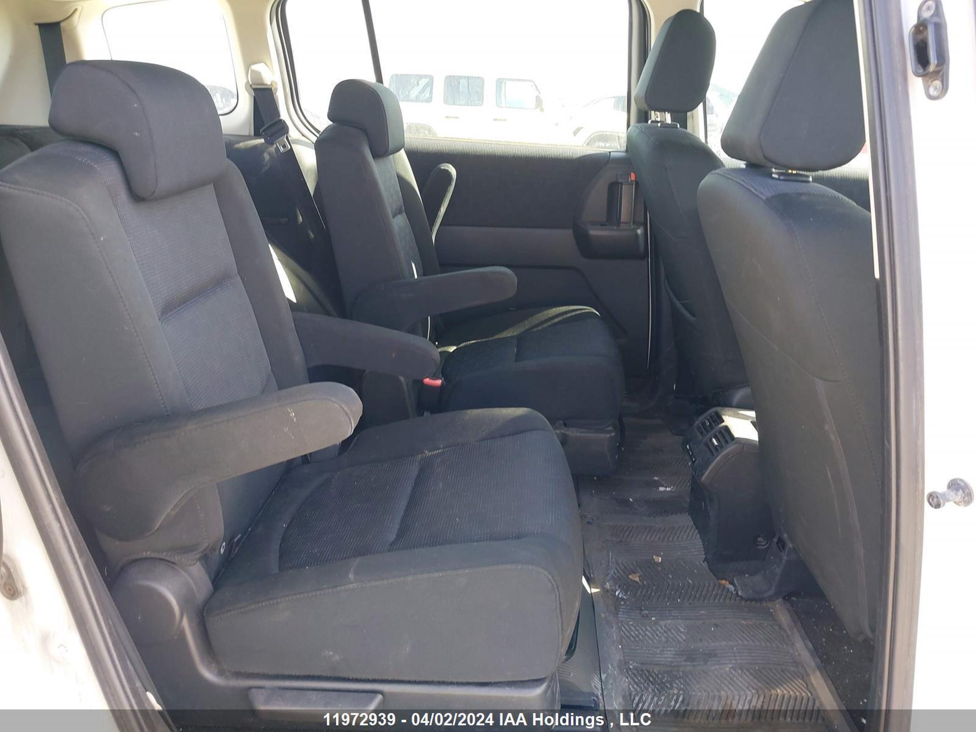 Photo 7 VIN: JM1CR2W38A0374096 - MAZDA 5 