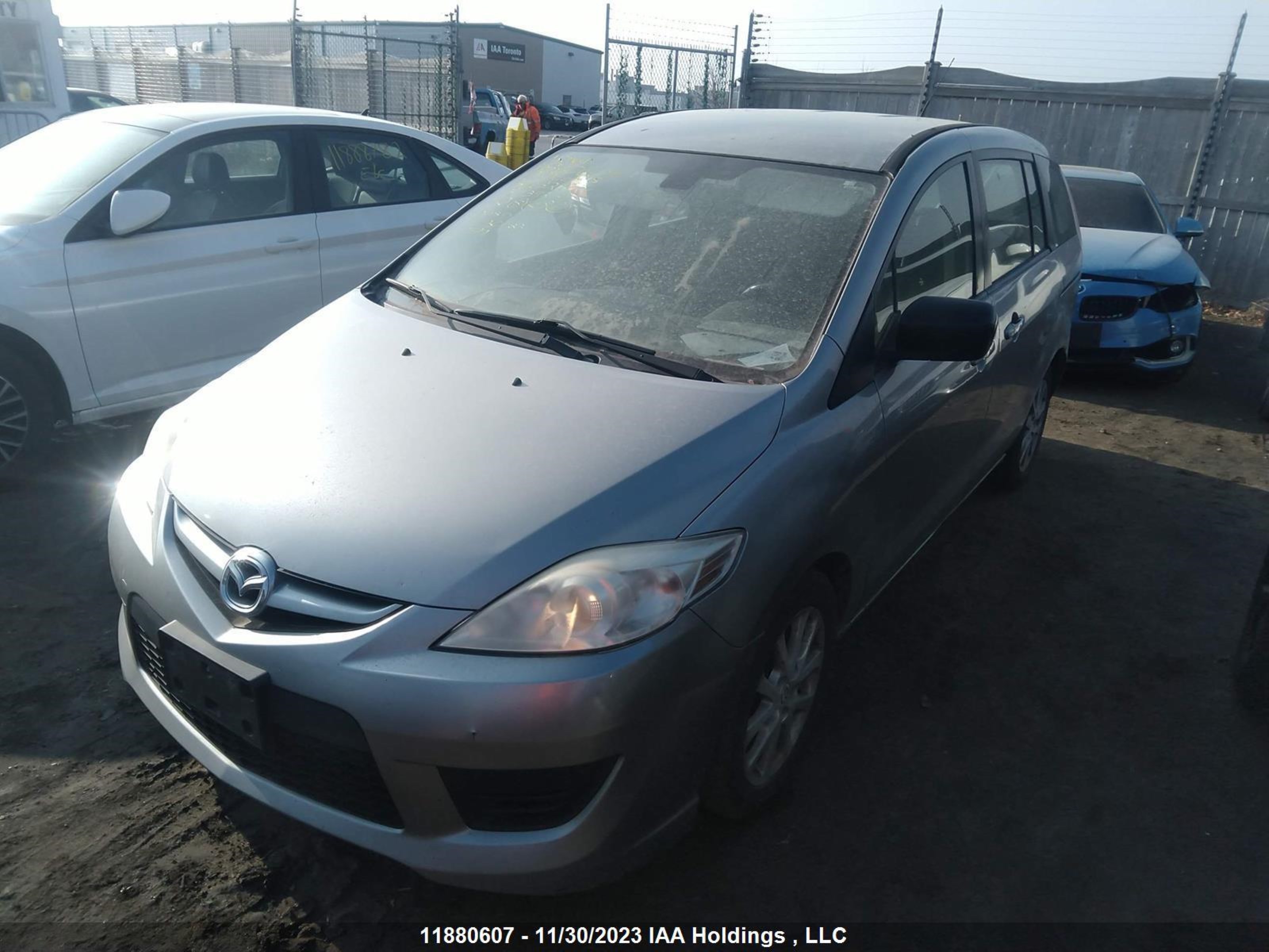 Photo 1 VIN: JM1CR2W39A0368243 - MAZDA 5 