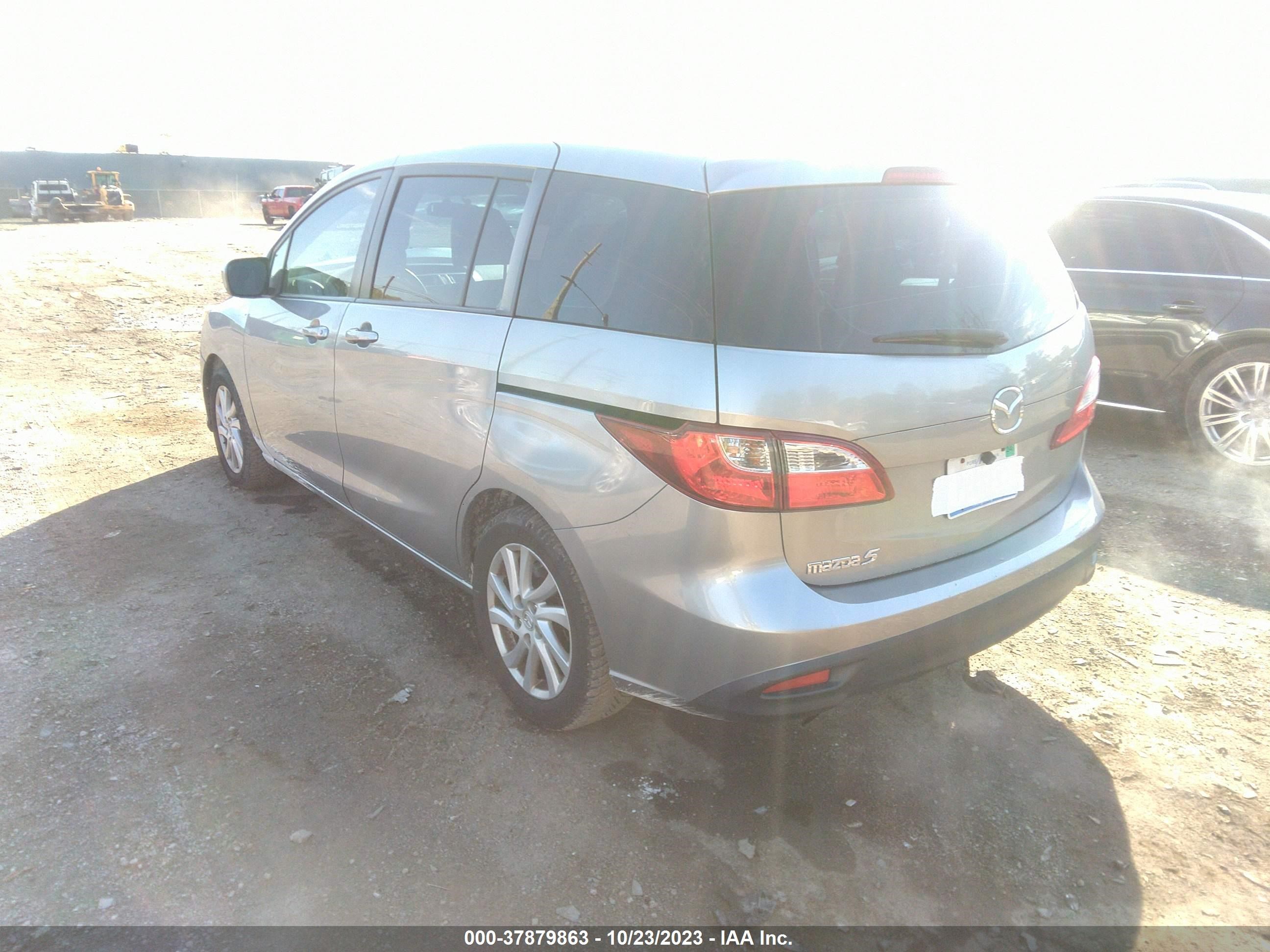 Photo 2 VIN: JM1CW2BL0C0105270 - MAZDA 5 