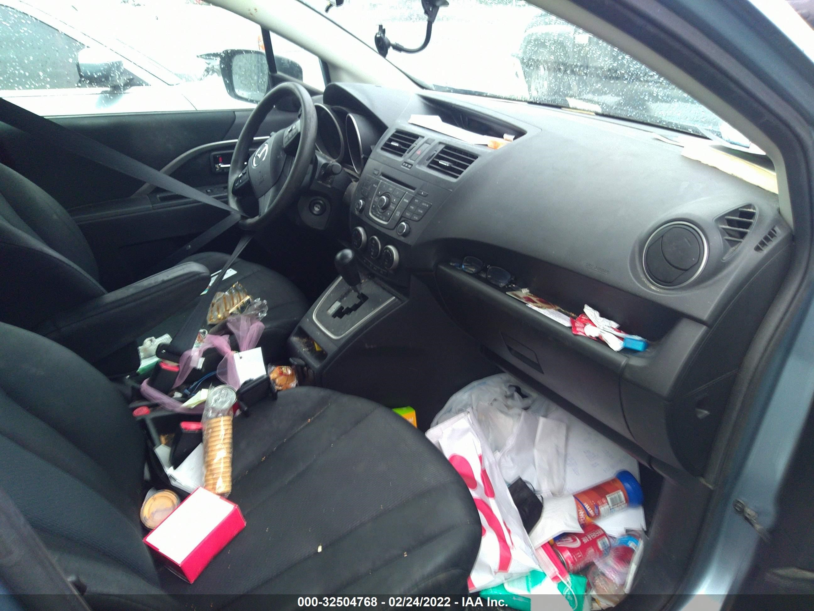 Photo 4 VIN: JM1CW2BL1D0160425 - MAZDA 5 