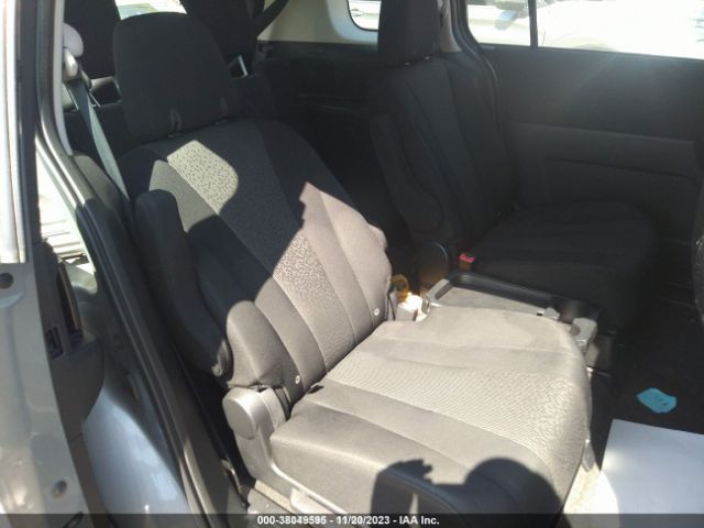 Photo 7 VIN: JM1CW2BL2C0109885 - MAZDA MAZDA5 