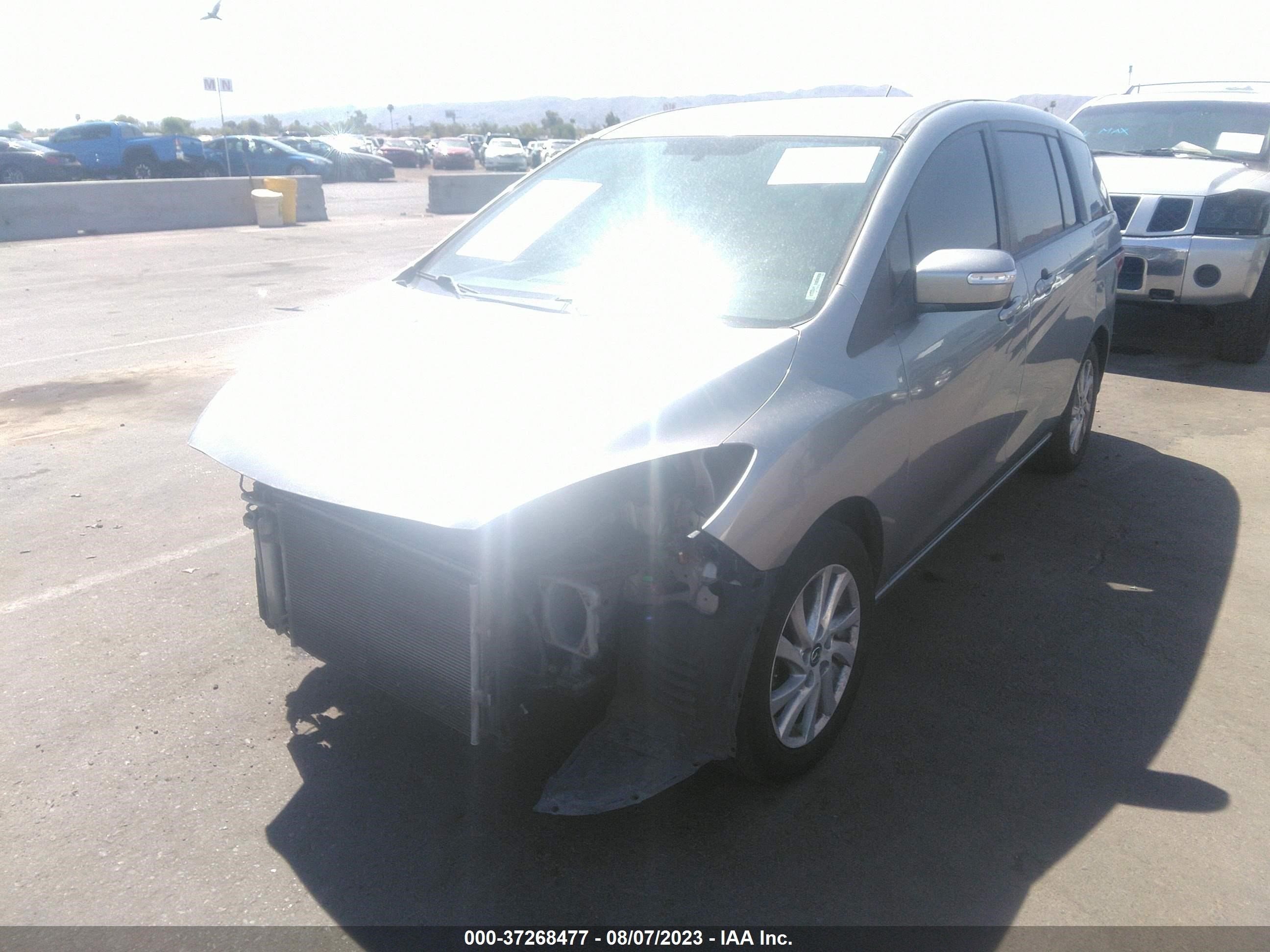 Photo 1 VIN: JM1CW2BL5F0180339 - MAZDA 5 