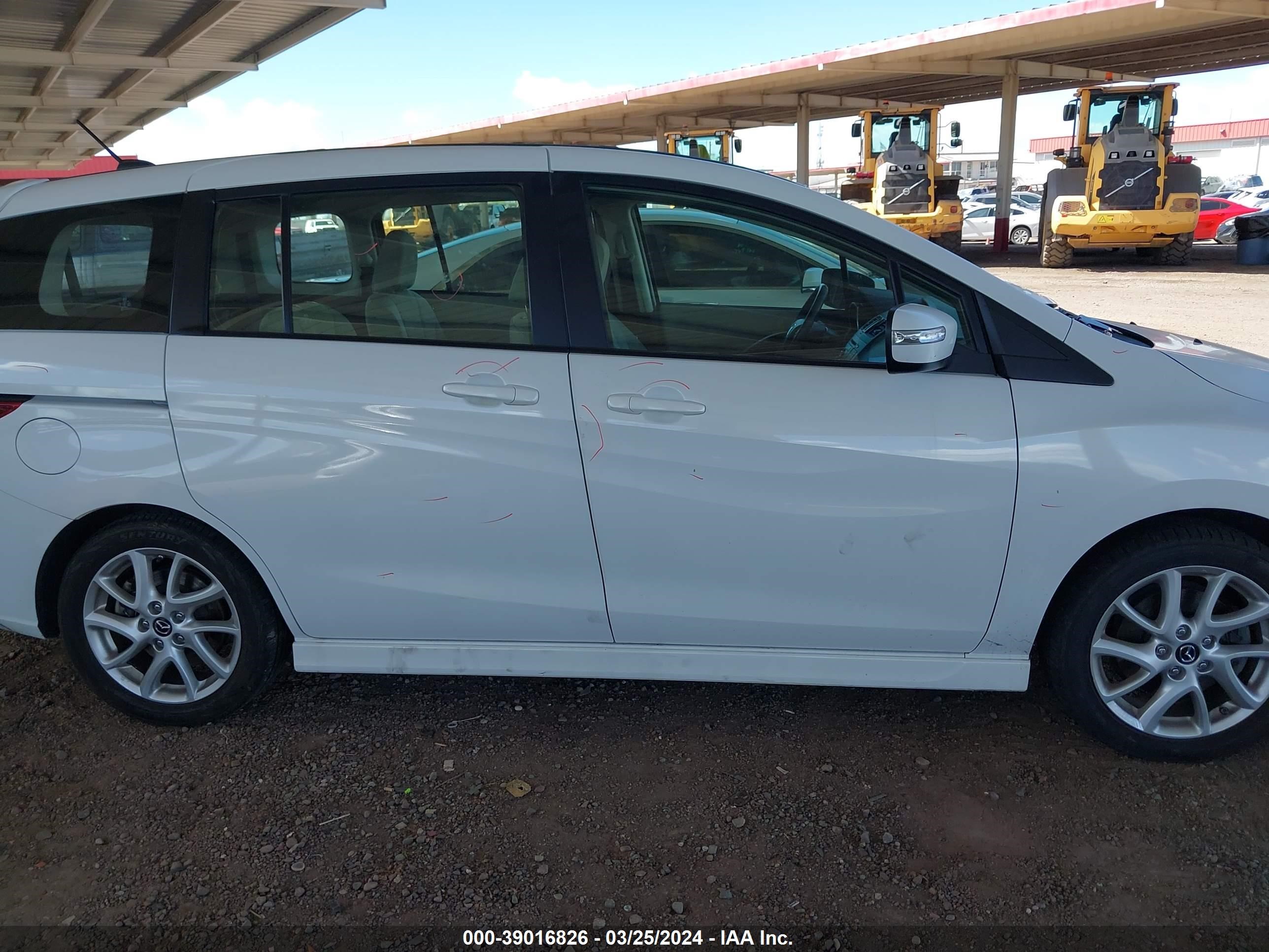 Photo 13 VIN: JM1CW2CL4E0164615 - MAZDA 5 