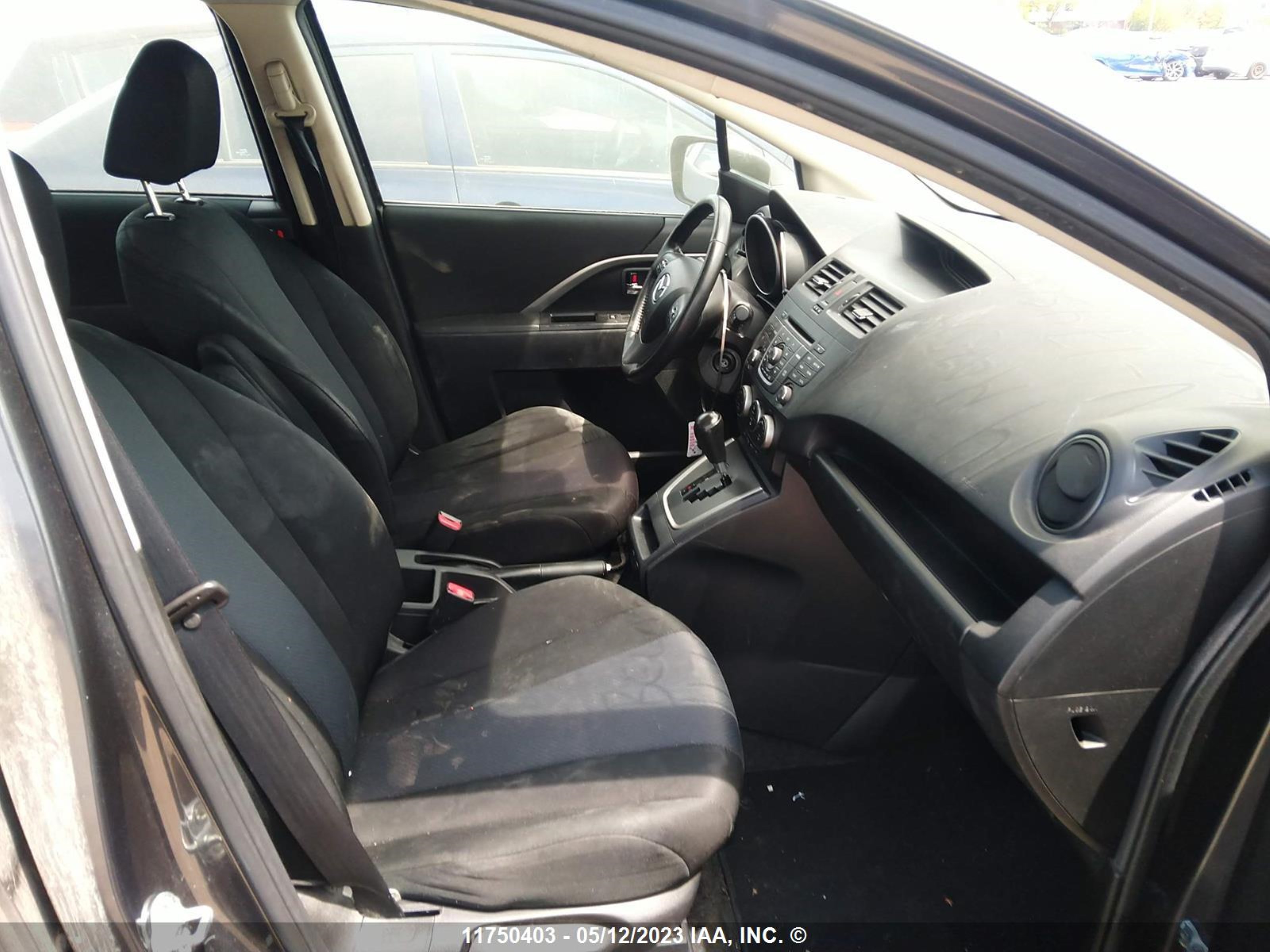 Photo 4 VIN: JM1CW2CL5E0174506 - MAZDA 5 