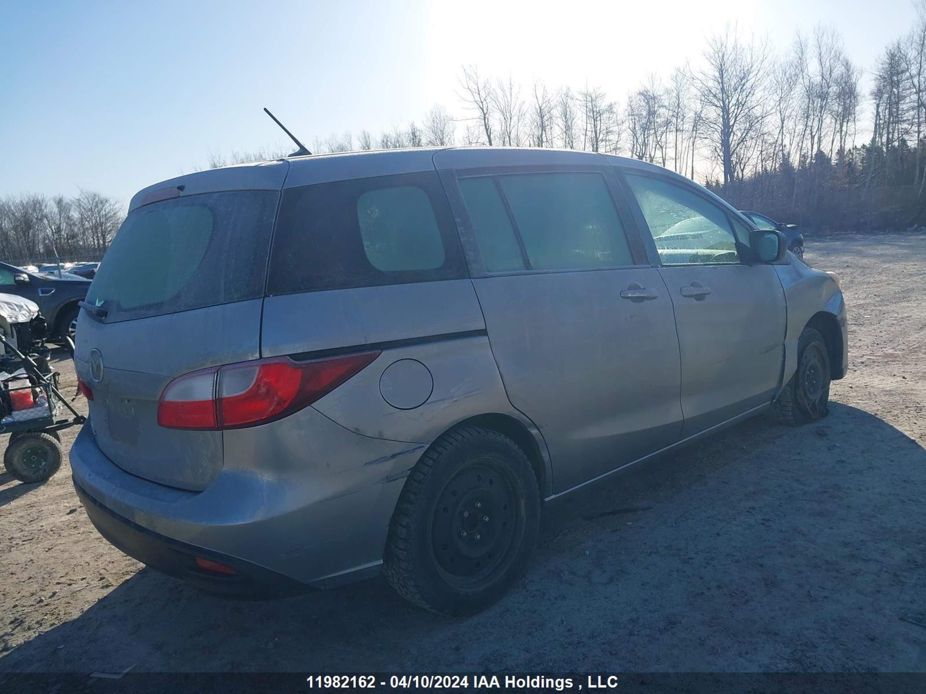 Photo 3 VIN: JM1CW2CL8C0102843 - MAZDA 5 