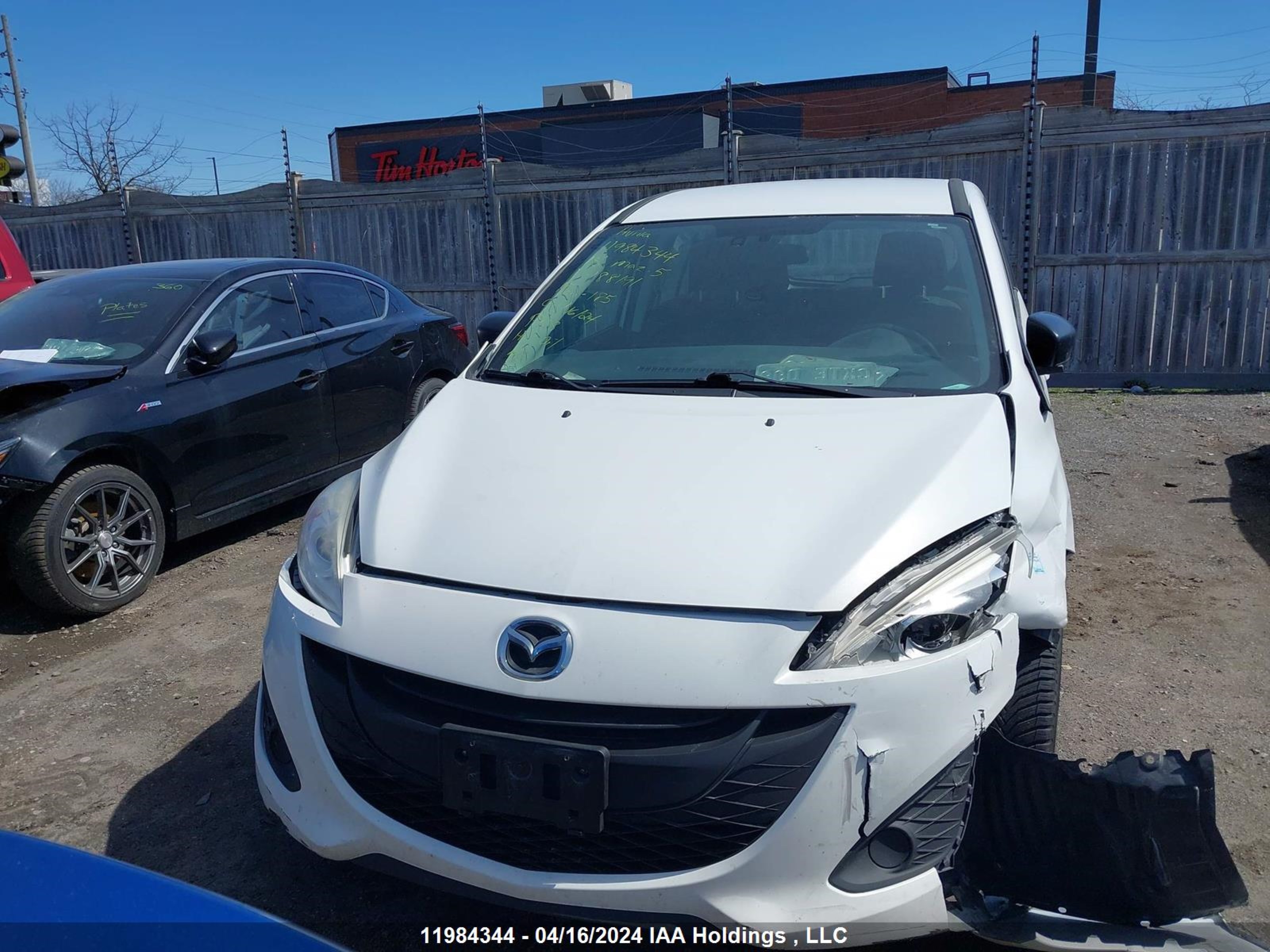 Photo 11 VIN: JM1CW2CL8F0188191 - MAZDA 5 