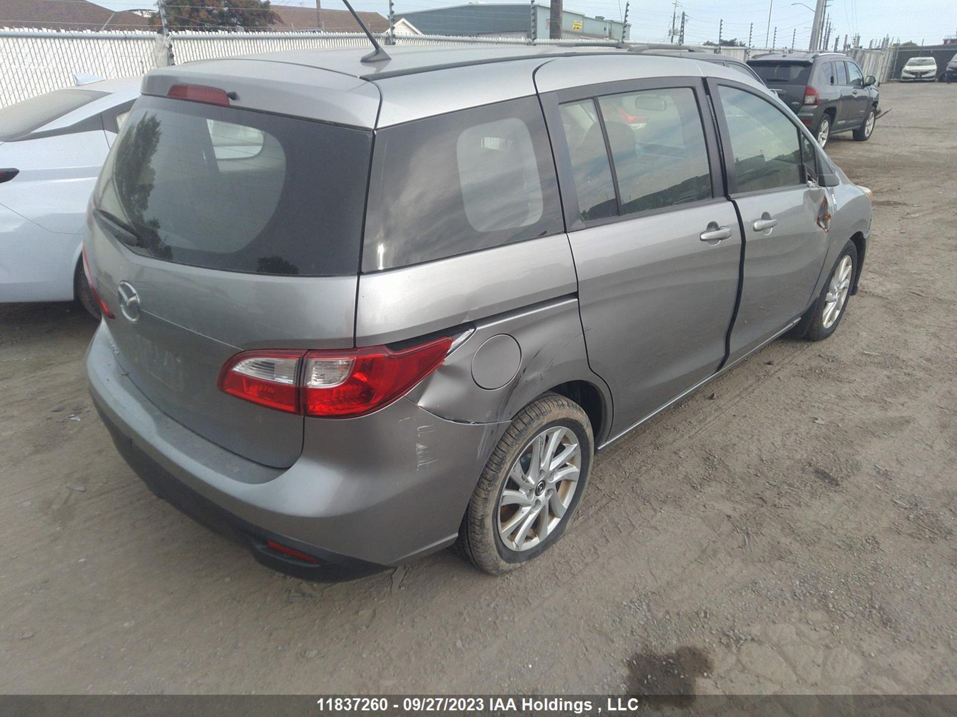 Photo 3 VIN: JM1CW2CL9F0187194 - MAZDA 5 