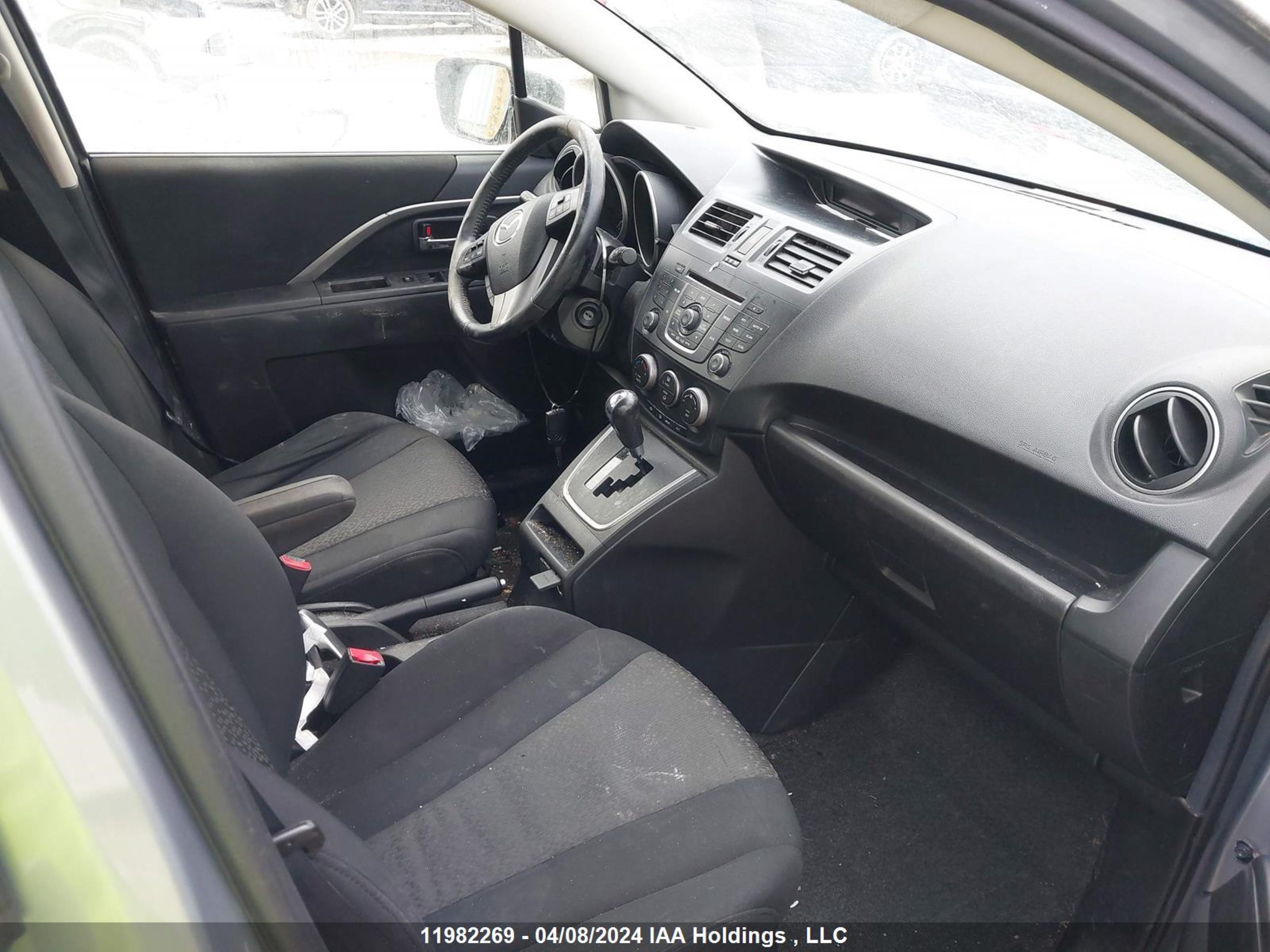 Photo 4 VIN: JM1CW2DL1C0129249 - MAZDA 5 