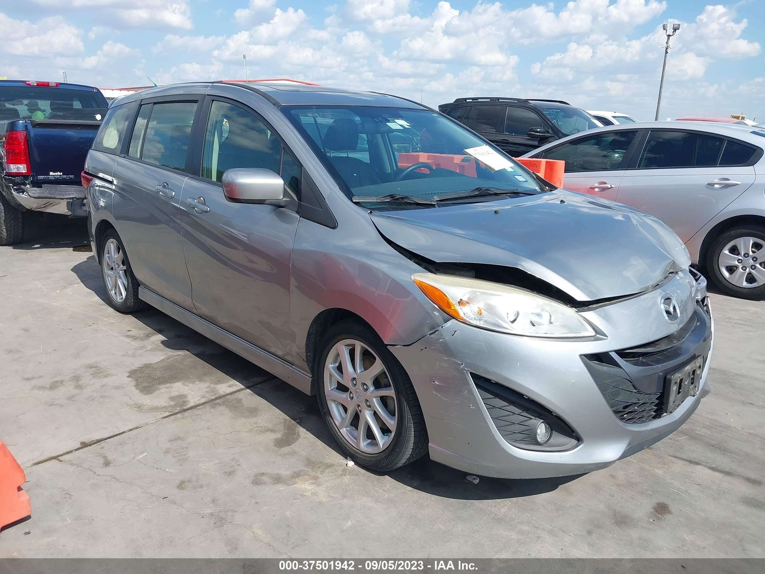 Photo 0 VIN: JM1CW2DL9C0139947 - MAZDA 5 