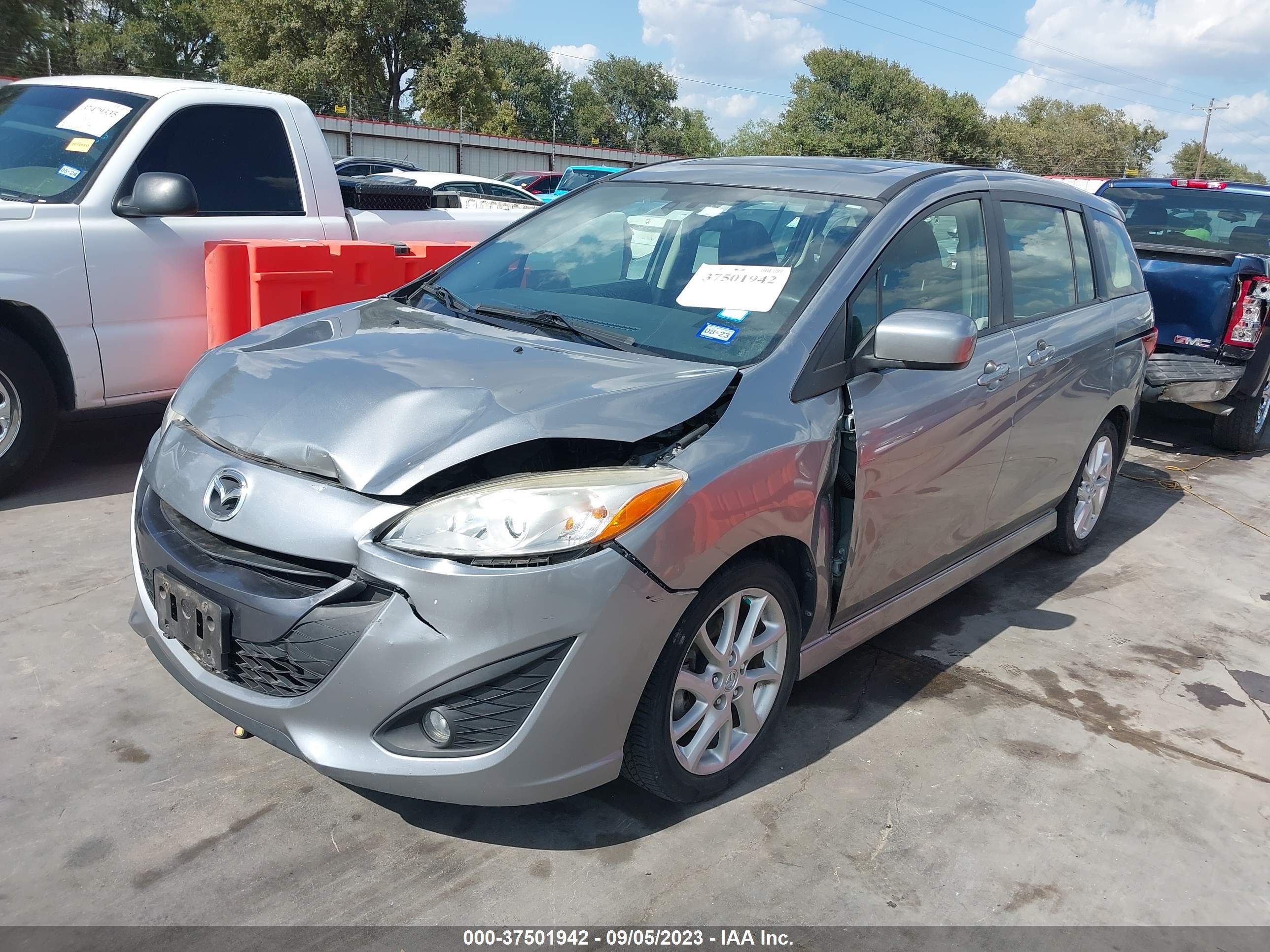 Photo 1 VIN: JM1CW2DL9C0139947 - MAZDA 5 