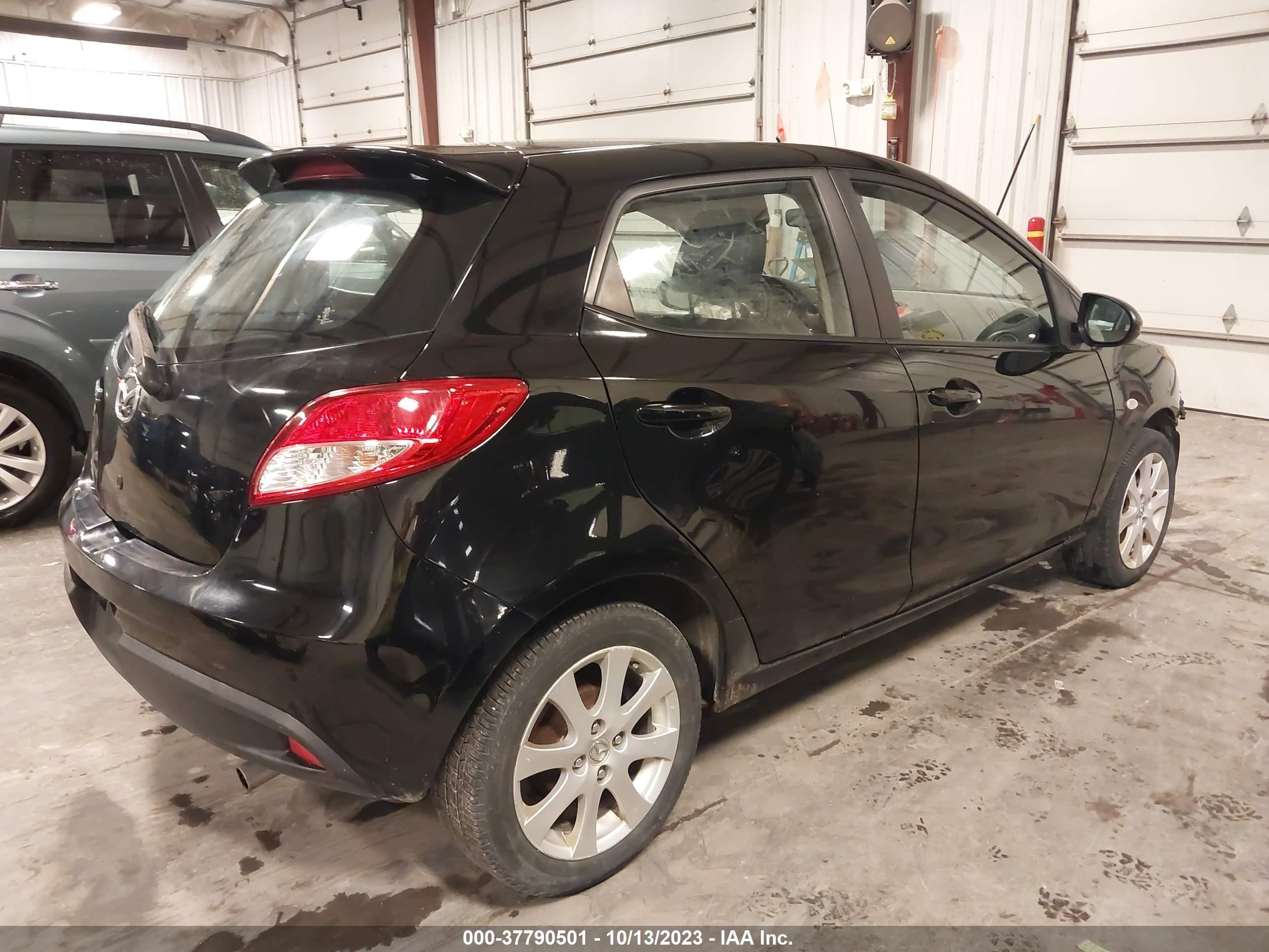 Photo 3 VIN: JM1DE1HY2B0101675 - MAZDA 2 