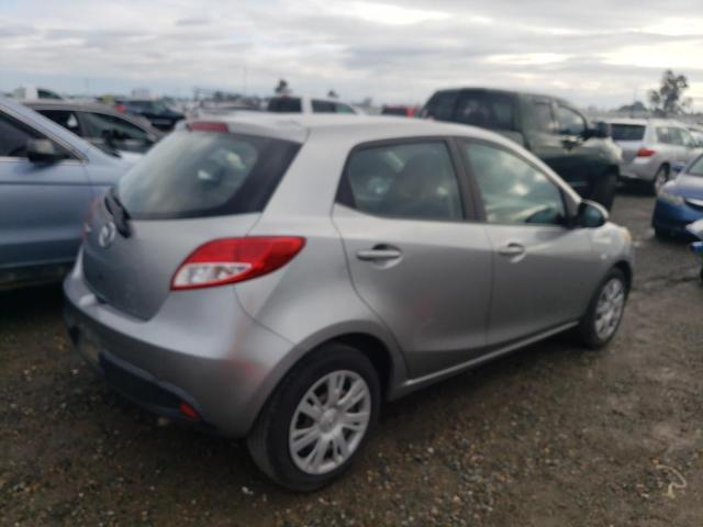 Photo 2 VIN: JM1DE1HY7B0123381 - MAZDA 2 