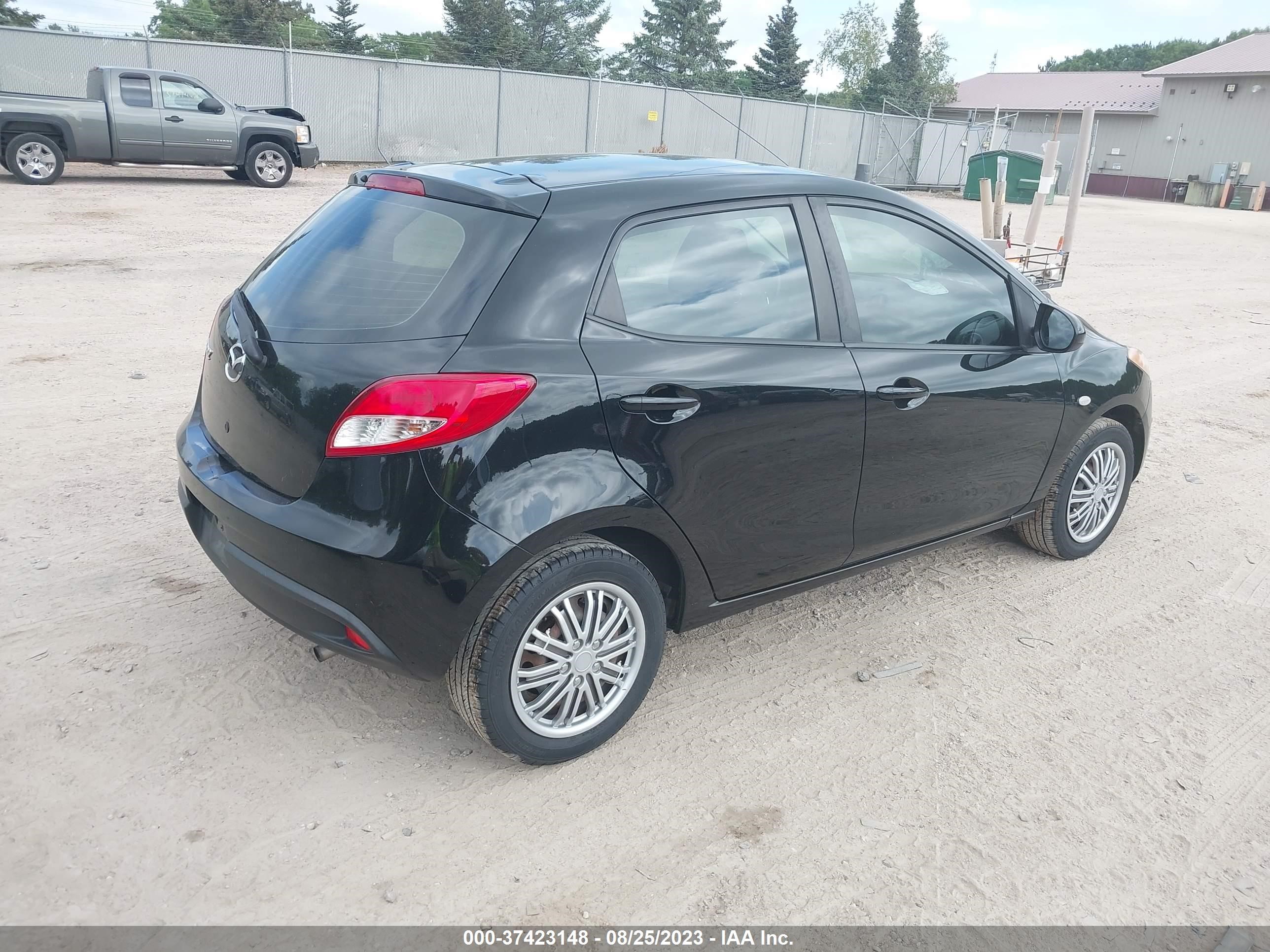 Photo 3 VIN: JM1DE1HY9B0106324 - MAZDA 2 