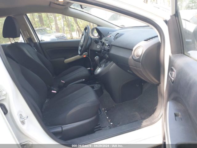 Photo 4 VIN: JM1DE1KY0C0142431 - MAZDA MAZDA2 