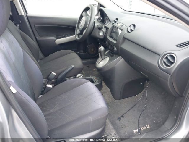 Photo 4 VIN: JM1DE1KY0C0147791 - MAZDA MAZDA2 