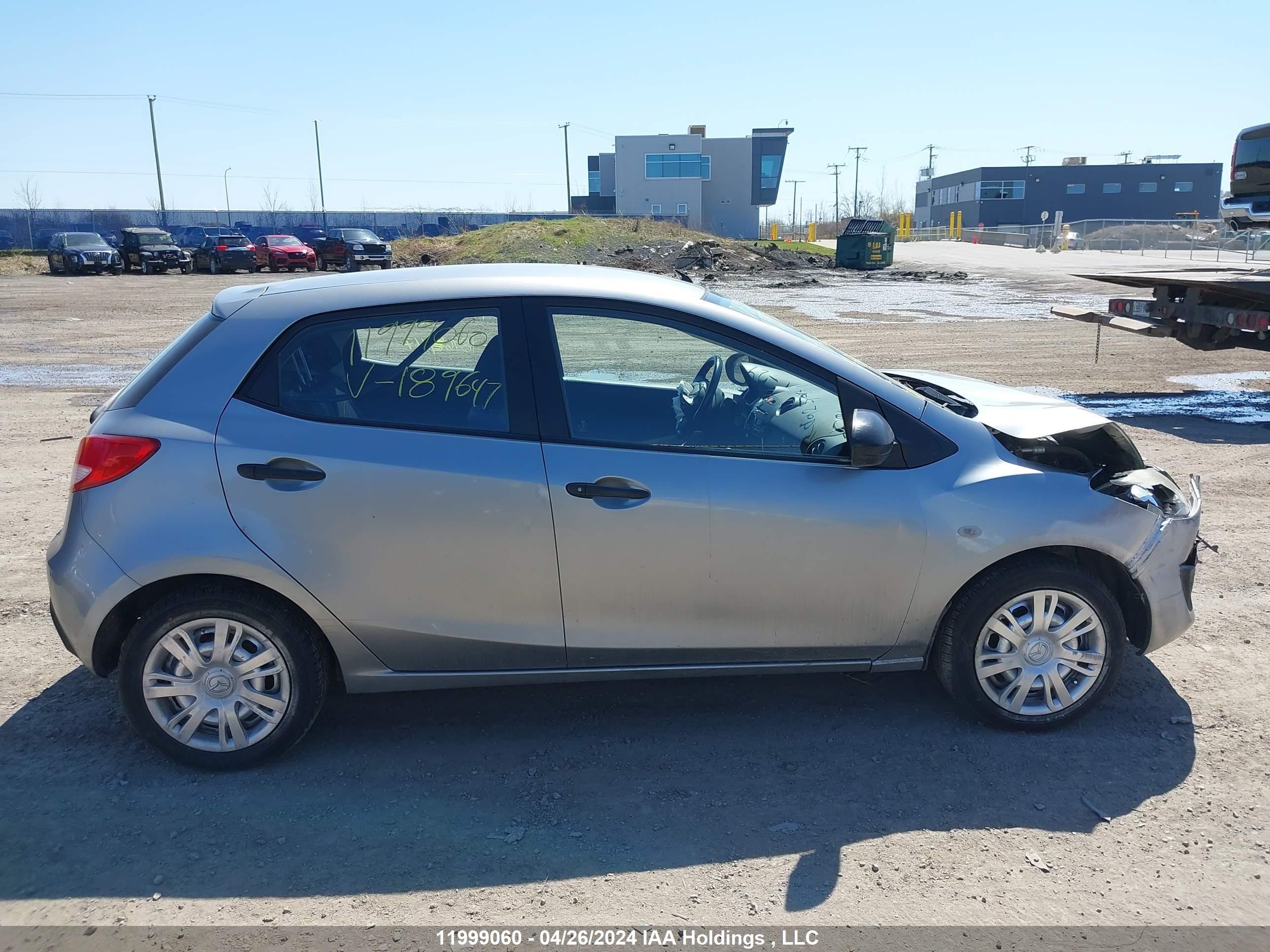 Photo 13 VIN: JM1DE1KY1E0189647 - MAZDA 2 