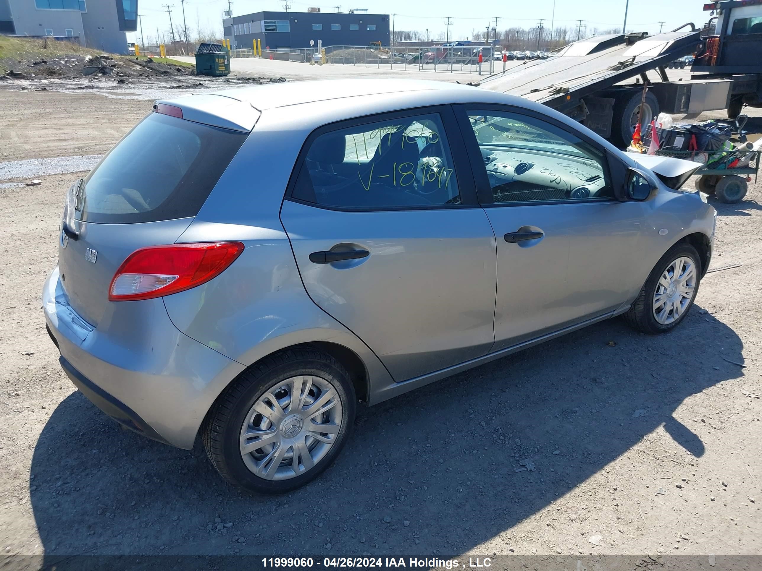 Photo 3 VIN: JM1DE1KY1E0189647 - MAZDA 2 