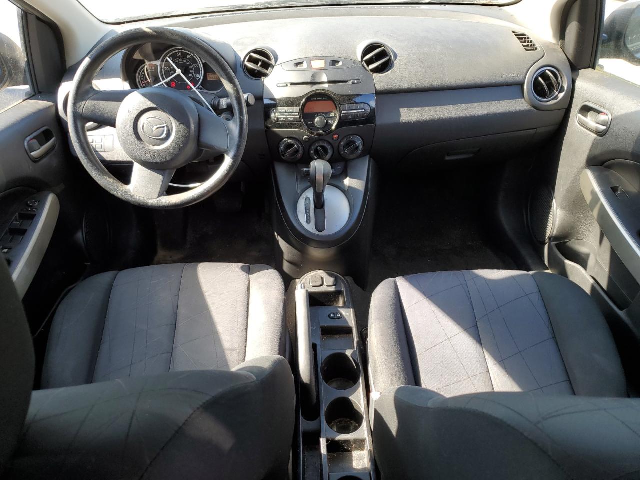 Photo 7 VIN: JM1DE1KY2D0155716 - MAZDA 2 