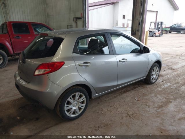 Photo 3 VIN: JM1DE1KY3D0155174 - MAZDA MAZDA2 