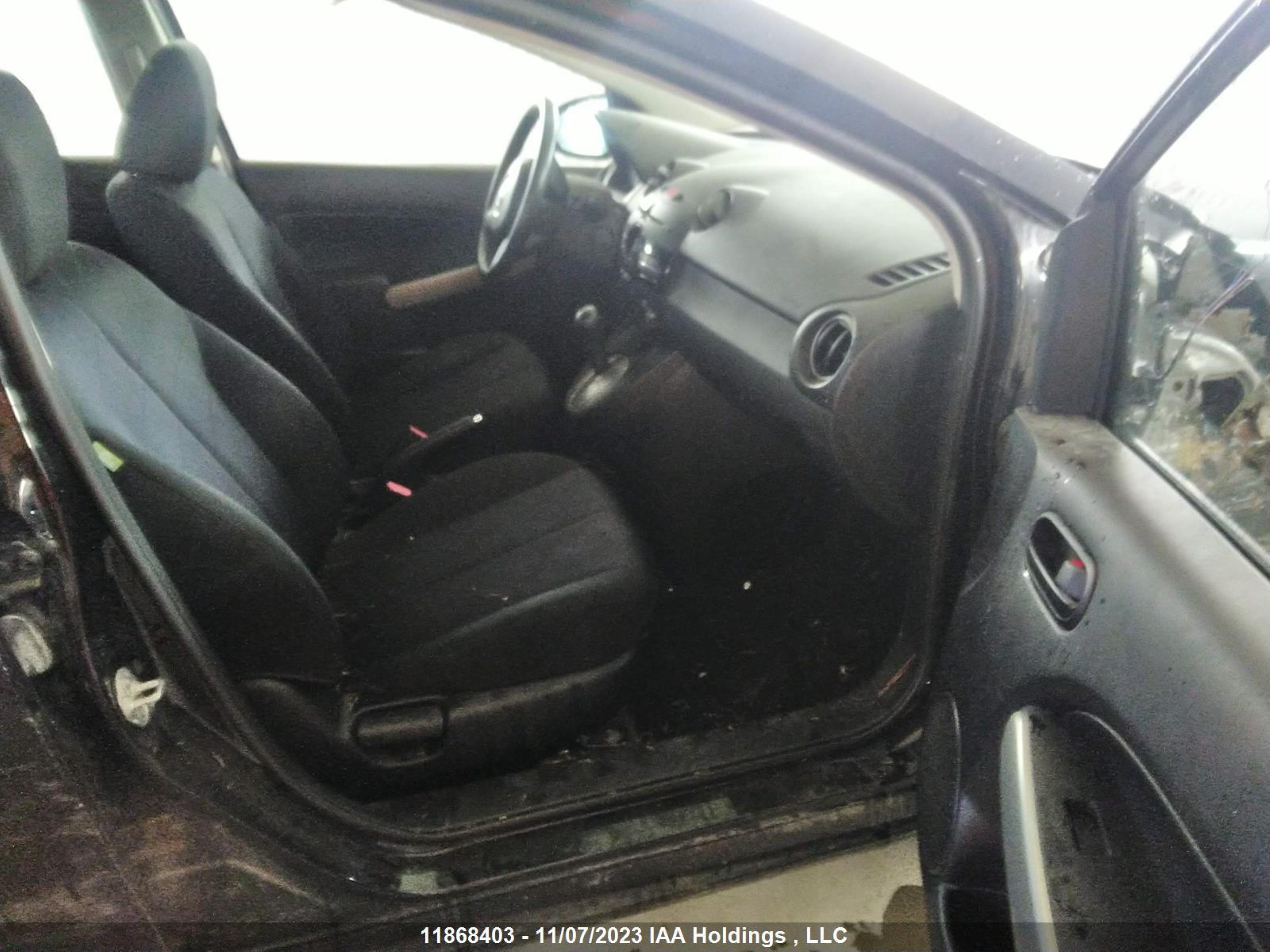 Photo 4 VIN: JM1DE1KY4C0139905 - MAZDA 2 