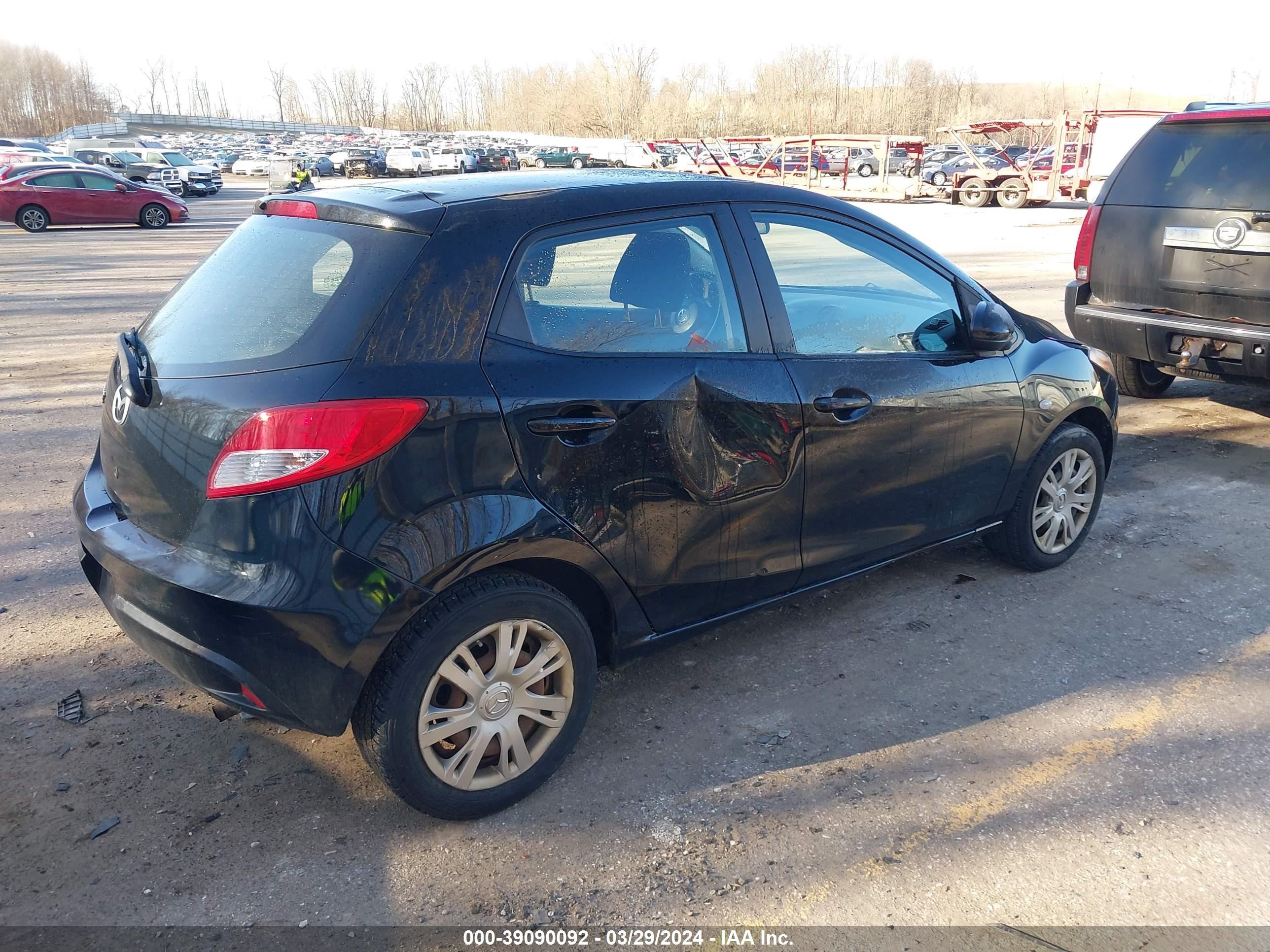 Photo 3 VIN: JM1DE1KY4C0148328 - MAZDA 2 