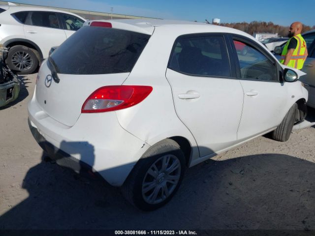 Photo 3 VIN: JM1DE1KY6C0135466 - MAZDA MAZDA2 