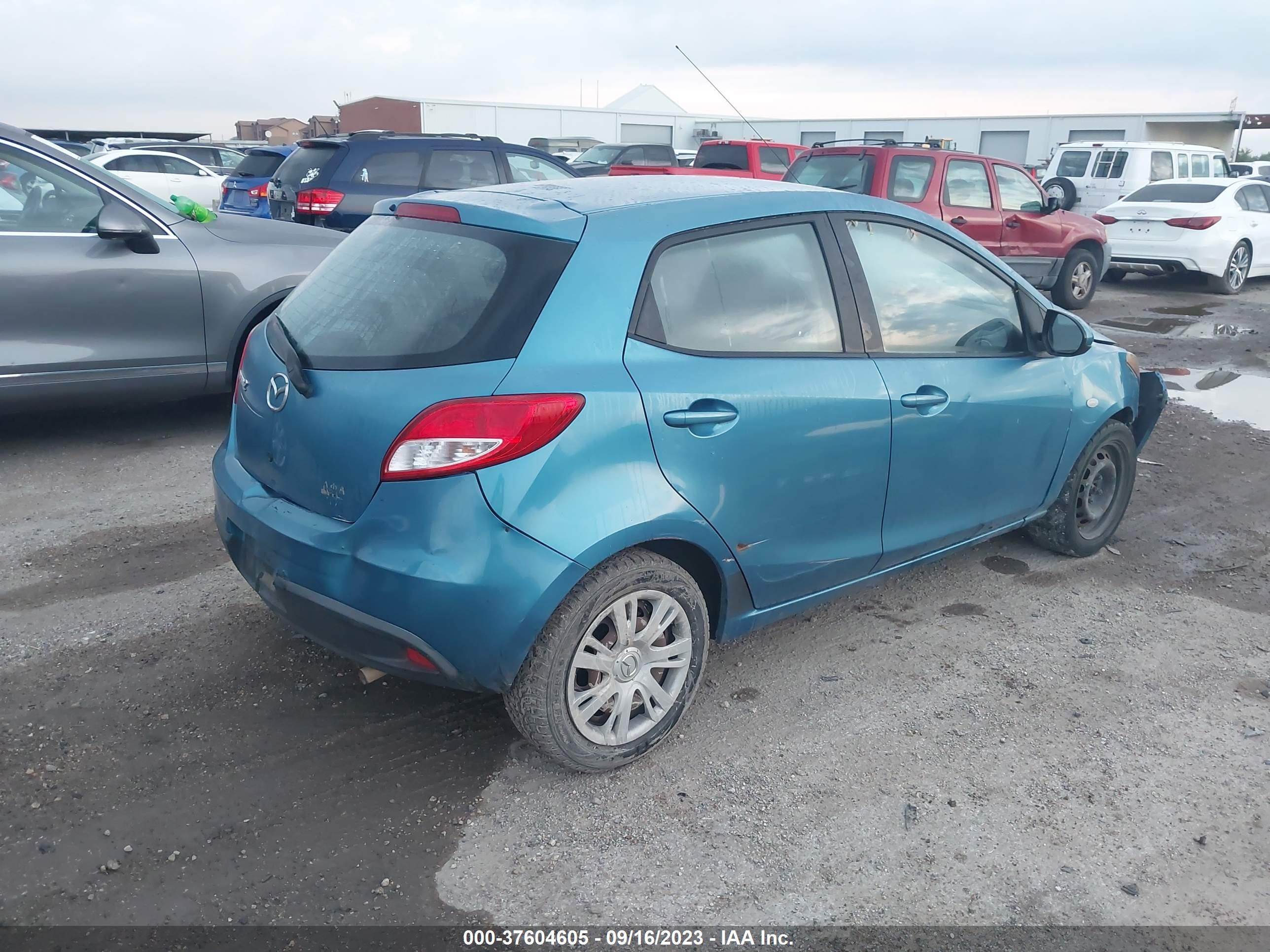 Photo 3 VIN: JM1DE1KY7C0139784 - MAZDA 2 