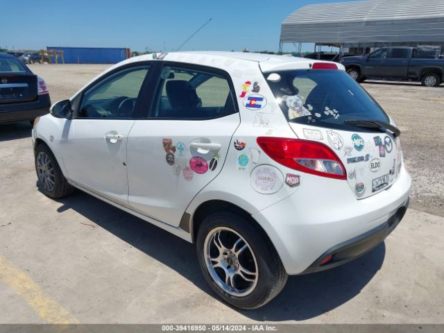 Photo 2 VIN: JM1DE1KY8D0162749 - MAZDA MAZDA2 