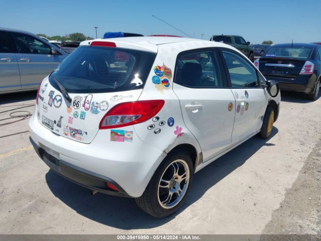 Photo 3 VIN: JM1DE1KY8D0162749 - MAZDA MAZDA2 