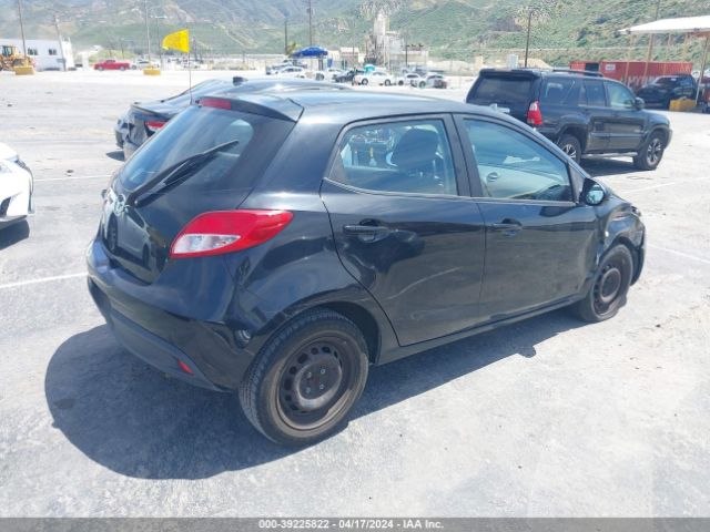 Photo 3 VIN: JM1DE1KZ2E0179556 - MAZDA MAZDA2 