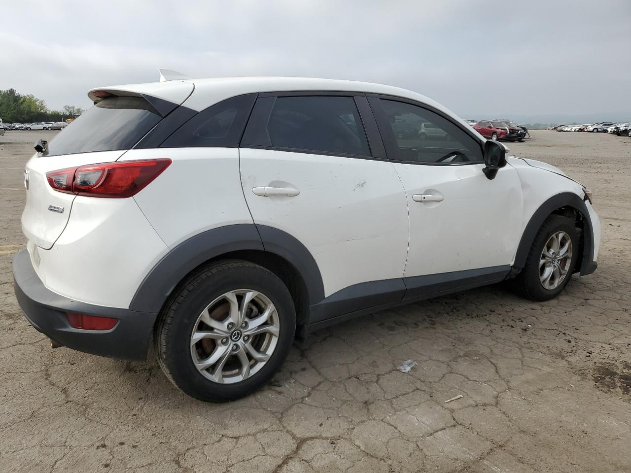 Photo 2 VIN: JM1DKBC73G0122796 - MAZDA CX-3 