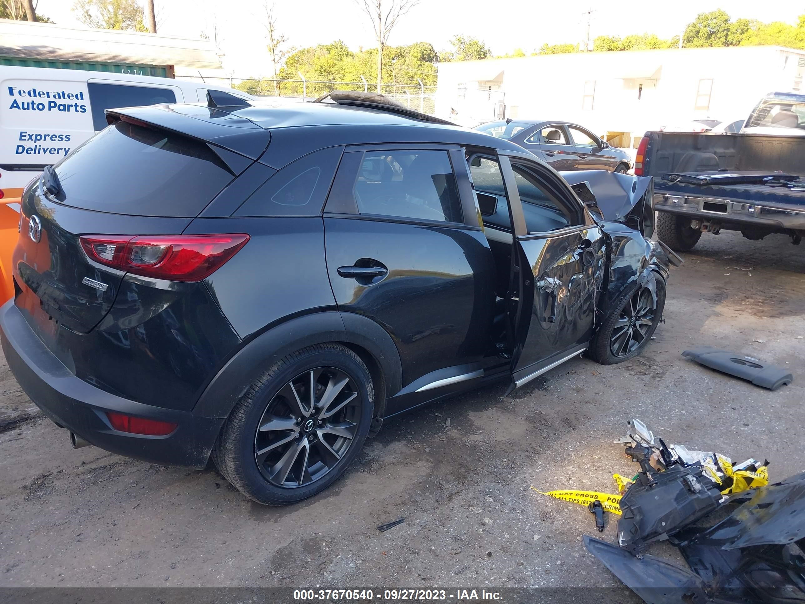 Photo 3 VIN: JM1DKBD79G0113518 - MAZDA CX-3 