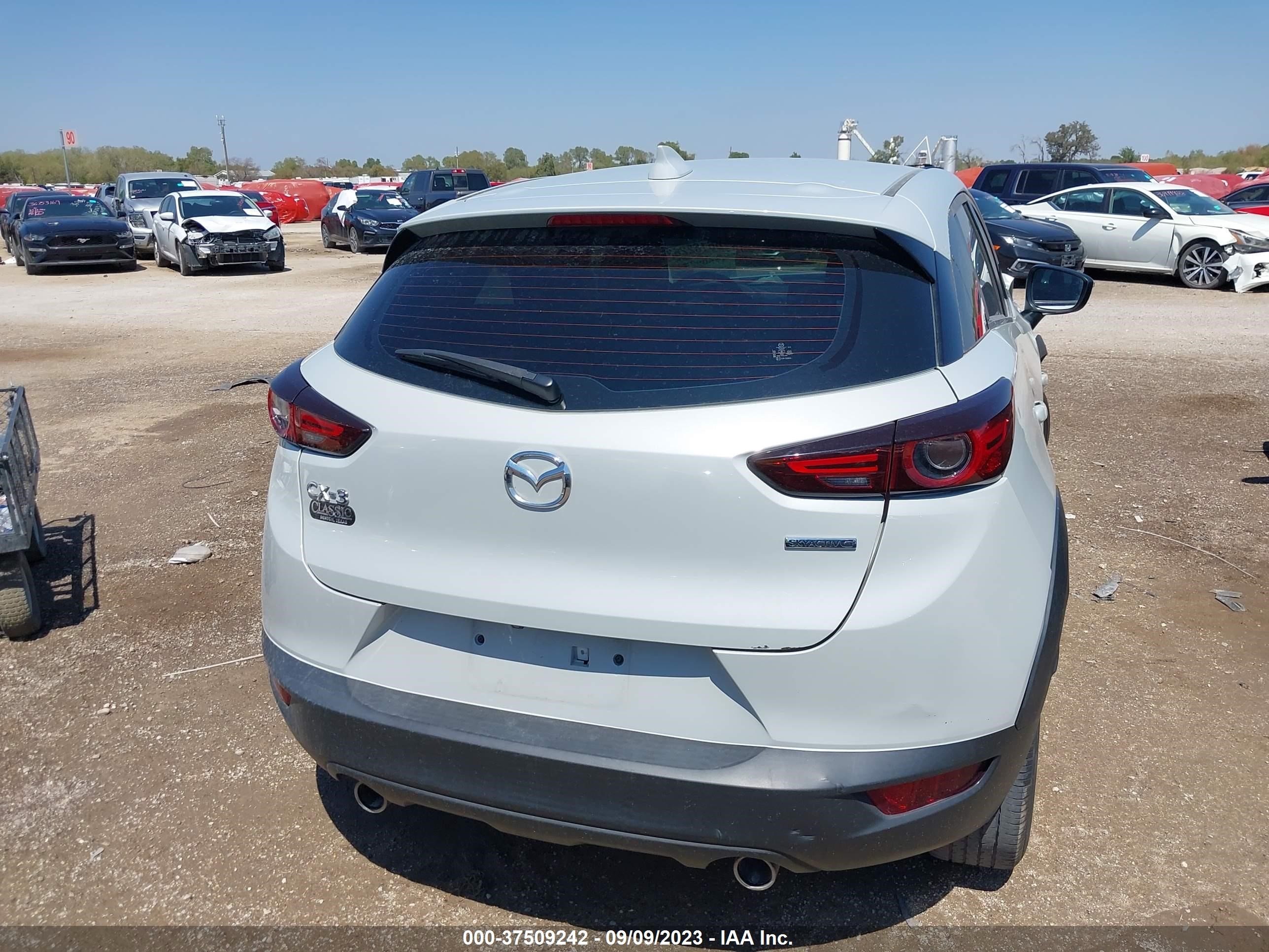 Photo 15 VIN: JM1DKDB75M1502371 - MAZDA CX-3 