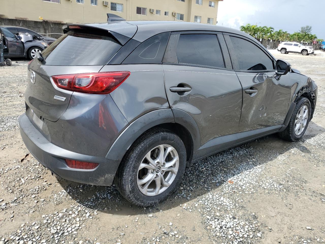 Photo 2 VIN: JM1DKDB79K1452605 - MAZDA CX-3 