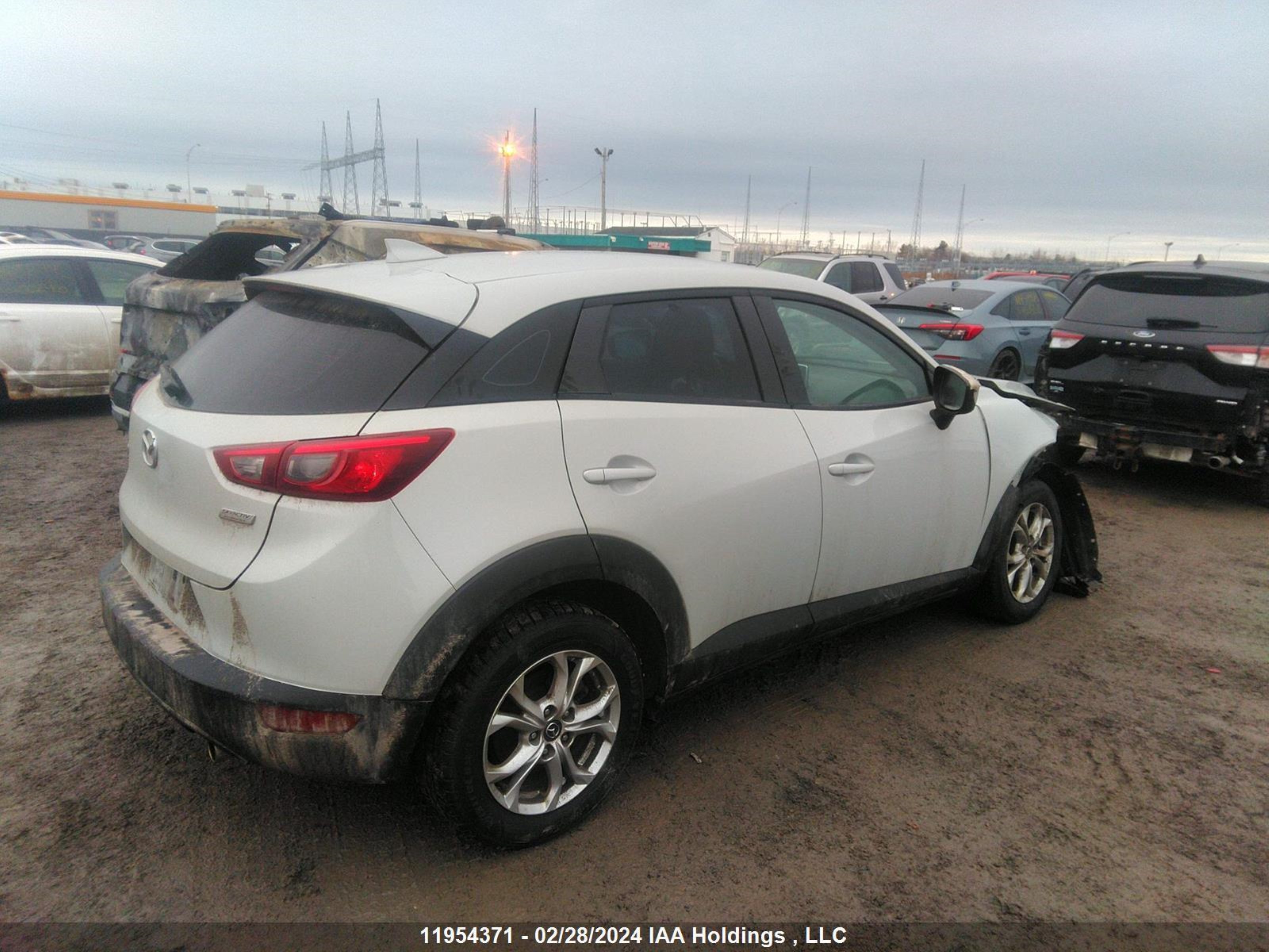 Photo 3 VIN: JM1DKDC73H0152118 - MAZDA CX-3 