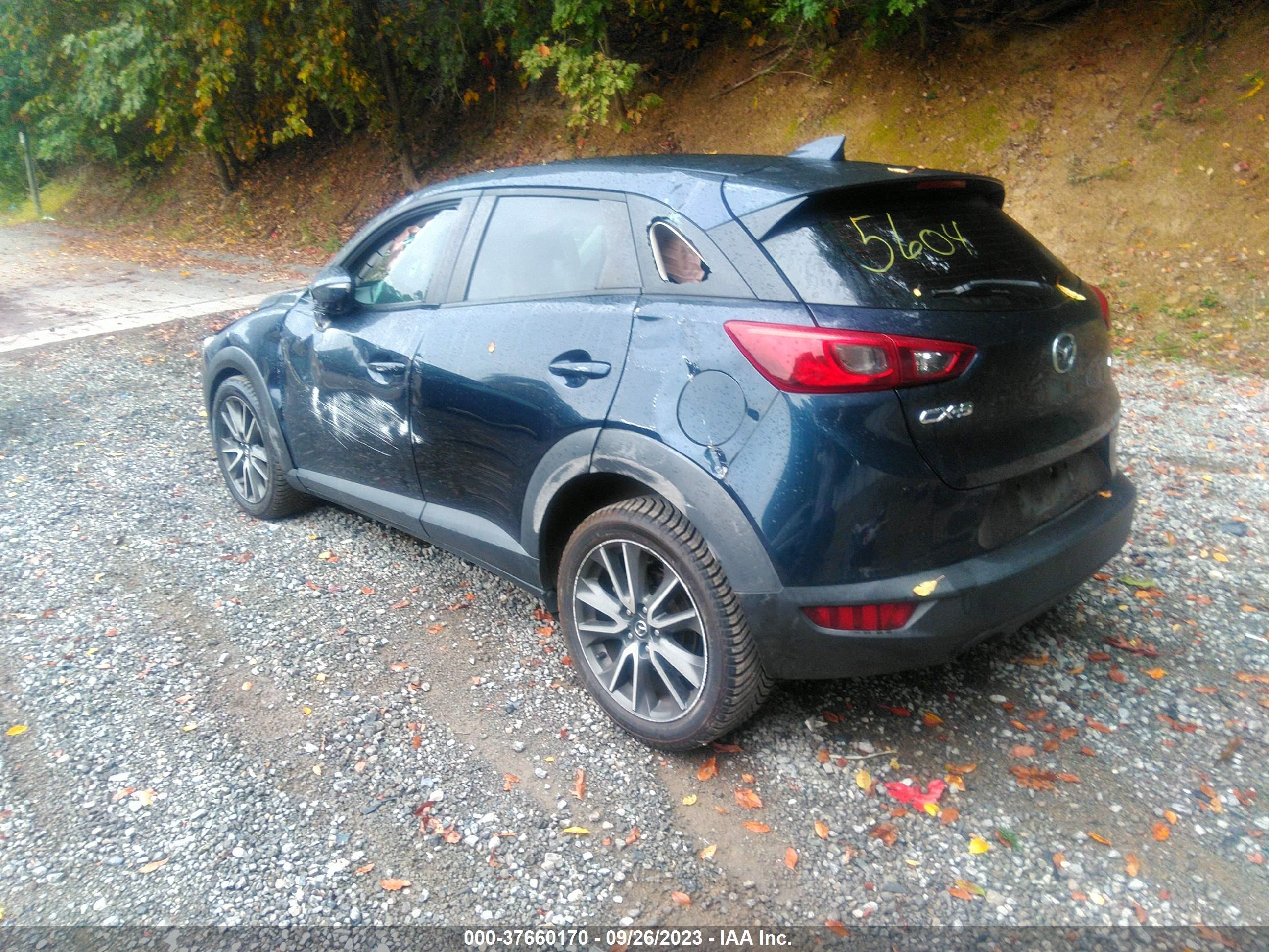 Photo 2 VIN: JM1DKDC7XH0145604 - MAZDA CX-3 