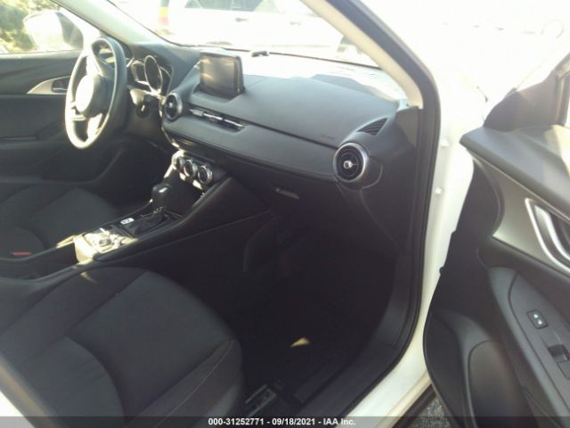 Photo 4 VIN: JM1DKFB73K0401439 - MAZDA CX-3 