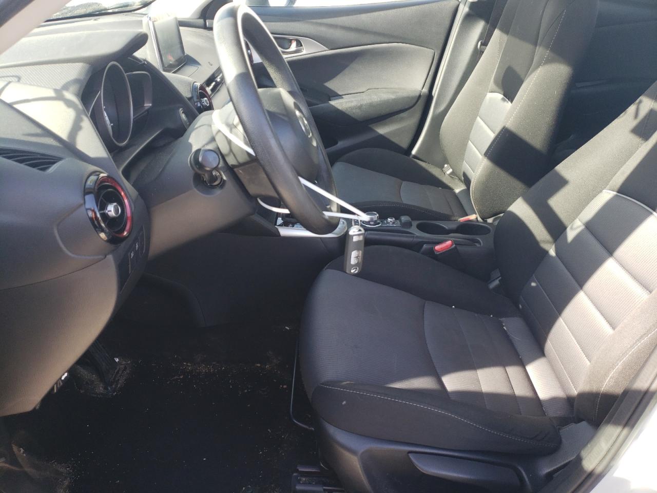 Photo 6 VIN: JM1DKFB78H0144089 - MAZDA CX-3 