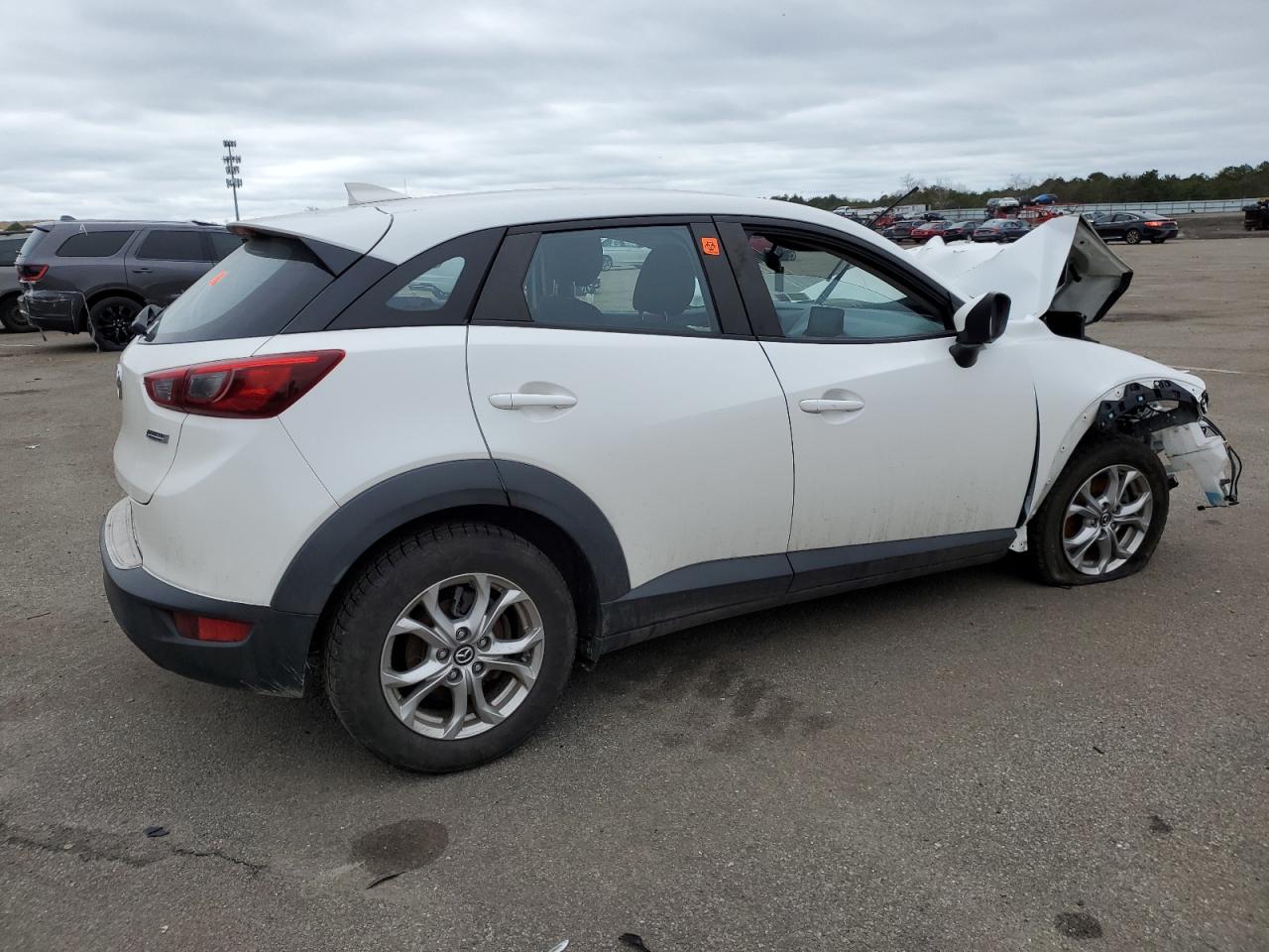 Photo 2 VIN: JM1DKFB79K1459744 - MAZDA CX-3 