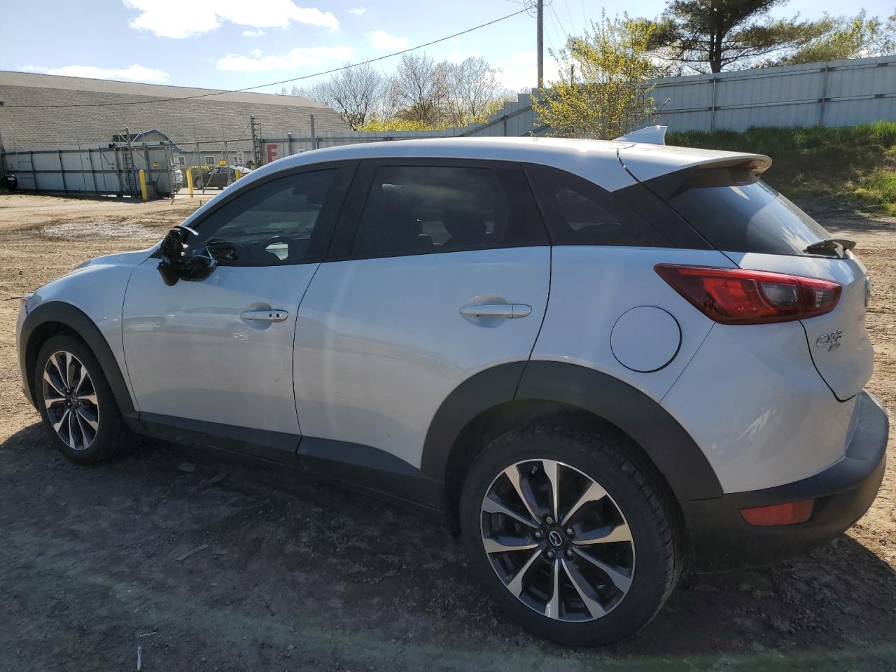 Photo 1 VIN: JM1DKFC77K0440131 - MAZDA CX-3 