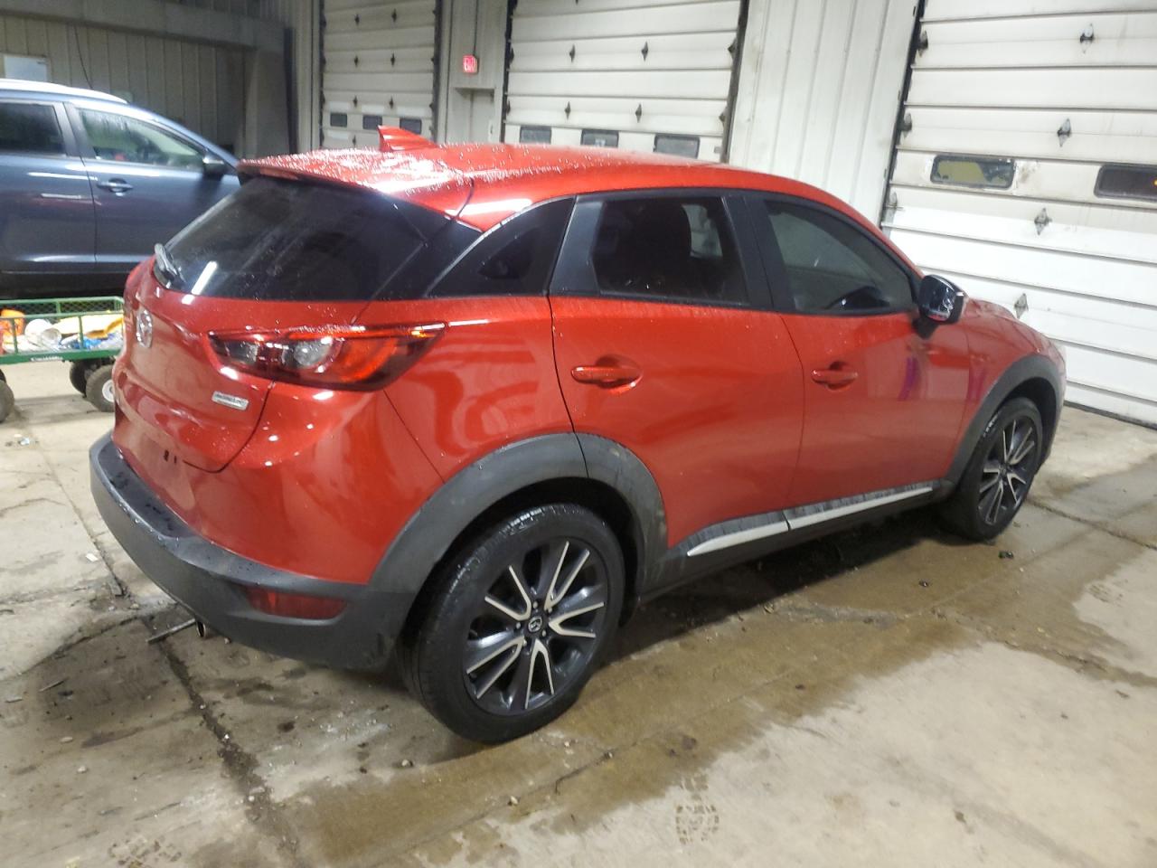 Photo 2 VIN: JM1DKFD74J0305668 - MAZDA CX-3 