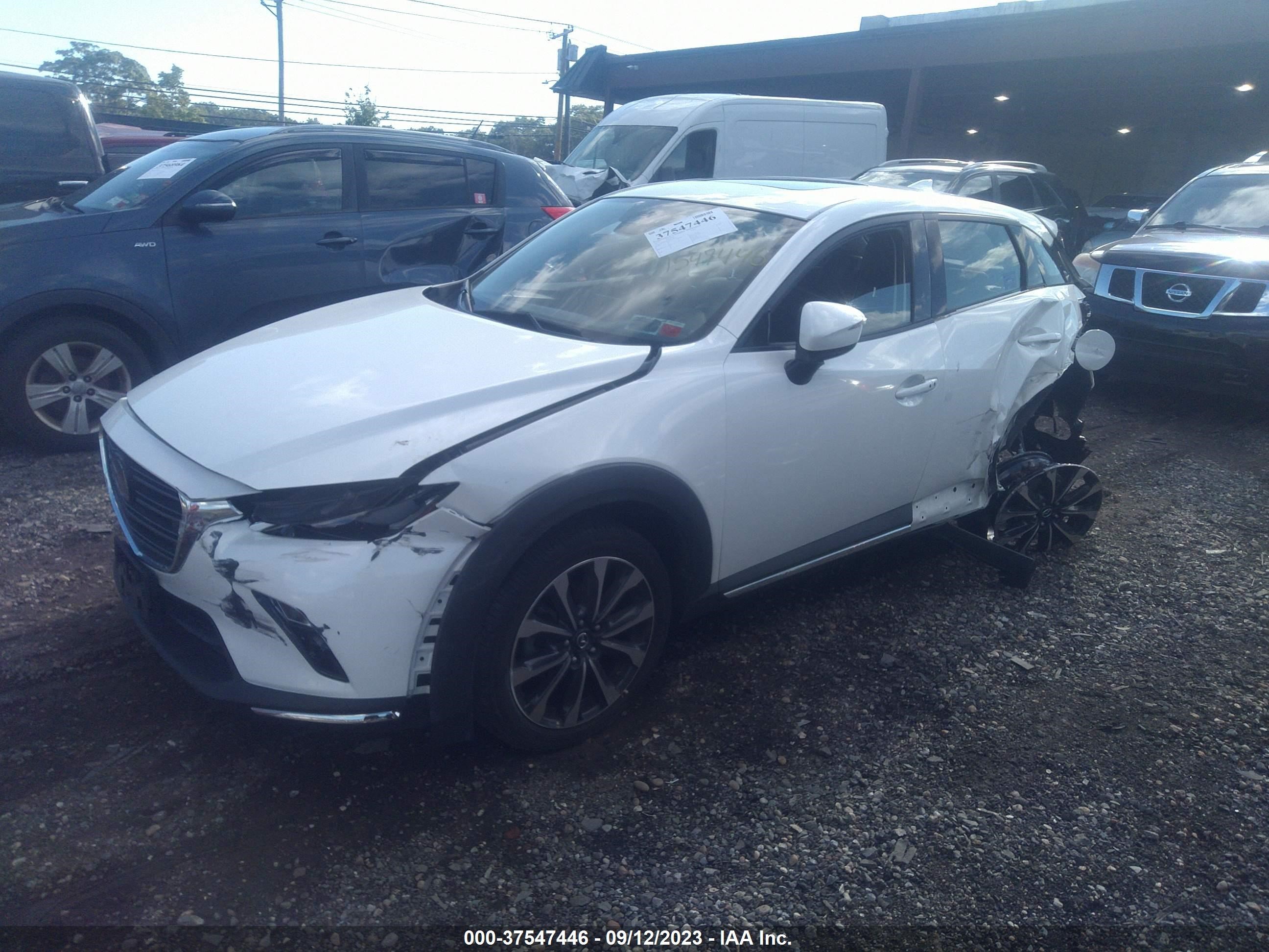 Photo 1 VIN: JM1DKFD76K0418135 - MAZDA CX-3 