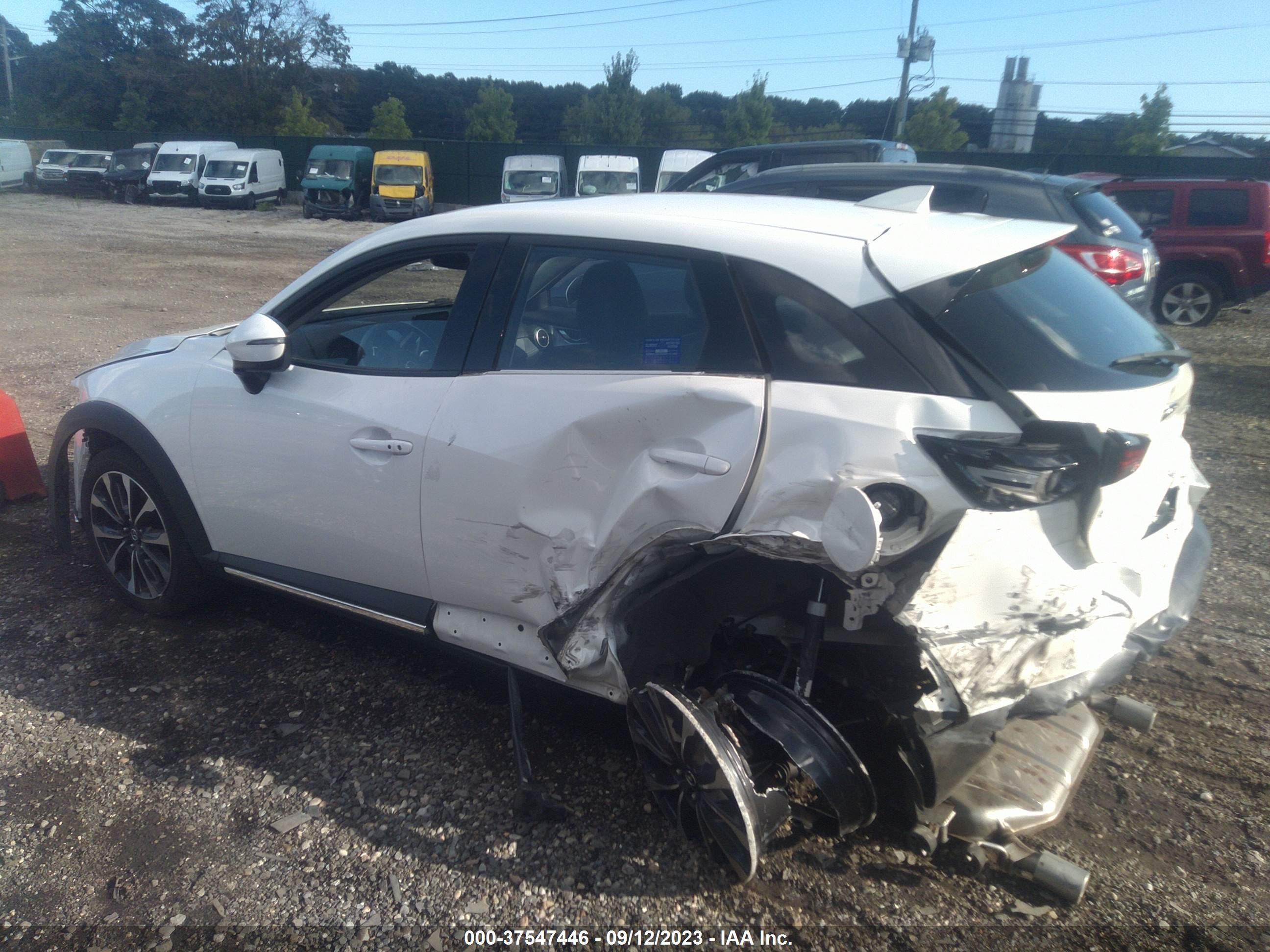 Photo 13 VIN: JM1DKFD76K0418135 - MAZDA CX-3 