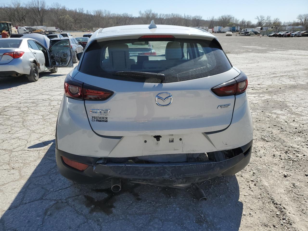 Photo 5 VIN: JM1DKFD77K0423618 - MAZDA CX-3 