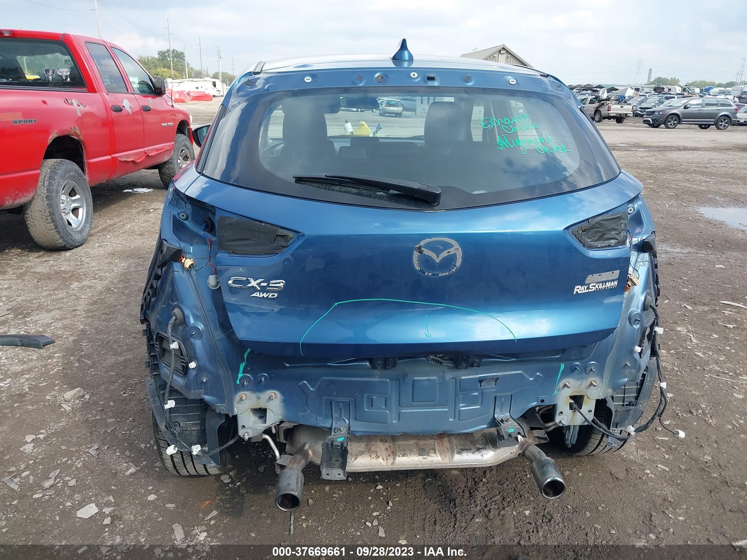 Photo 16 VIN: JM1DKFD78J0319010 - MAZDA CX-3 