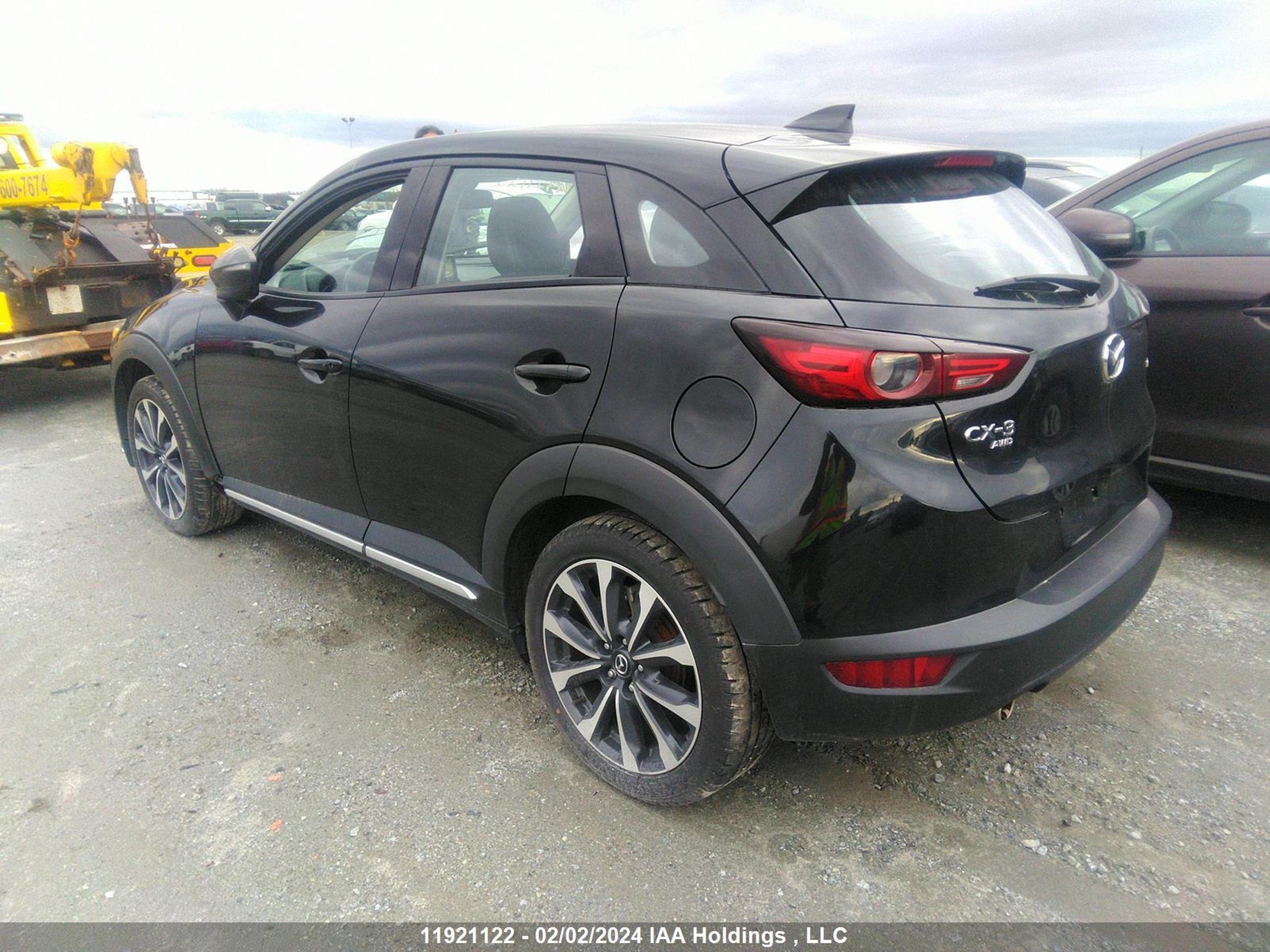 Photo 2 VIN: JM1DKFD78M1512014 - MAZDA CX-3 