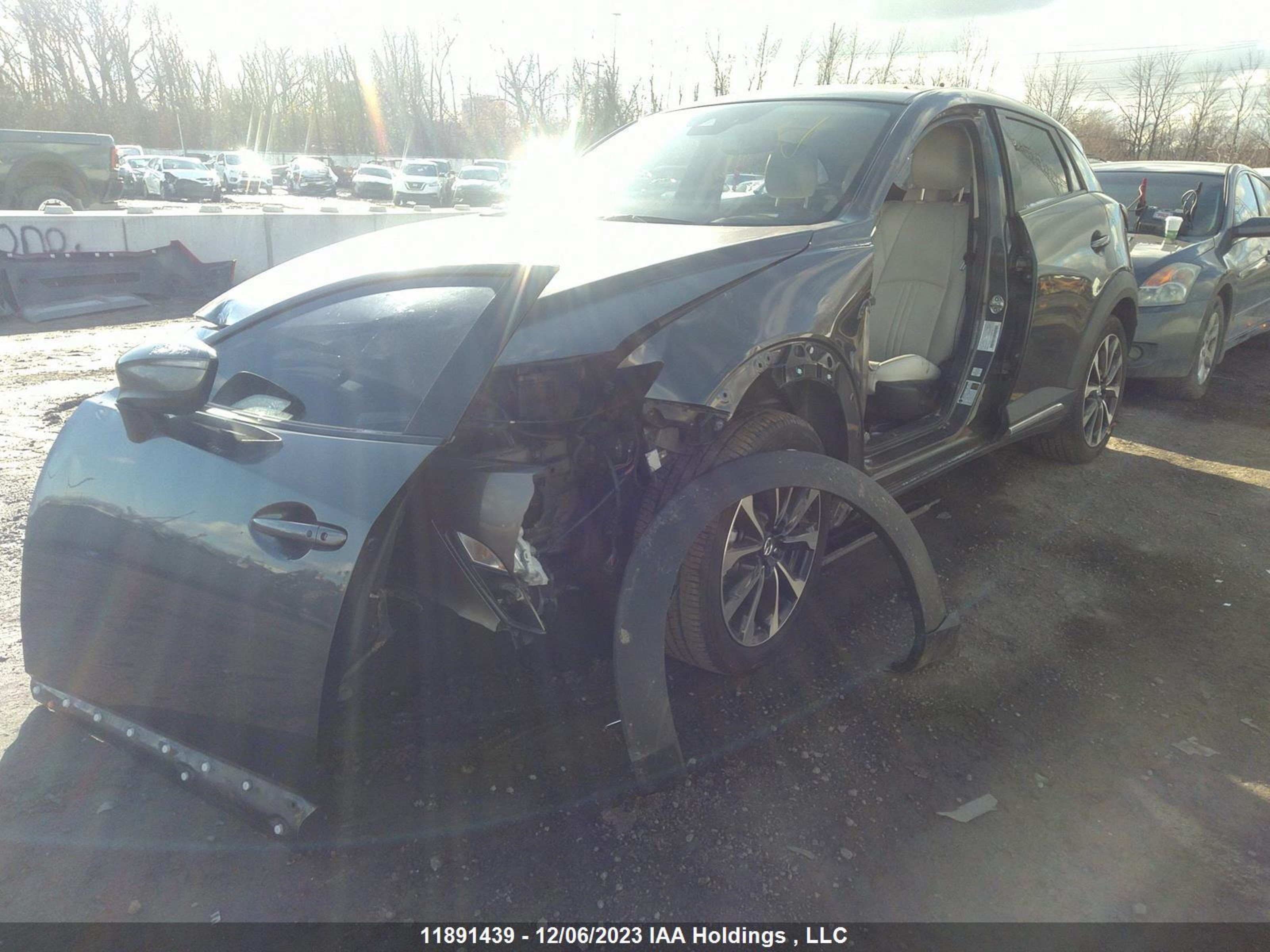 Photo 1 VIN: JM1DKFD7XK1400702 - MAZDA CX-3 