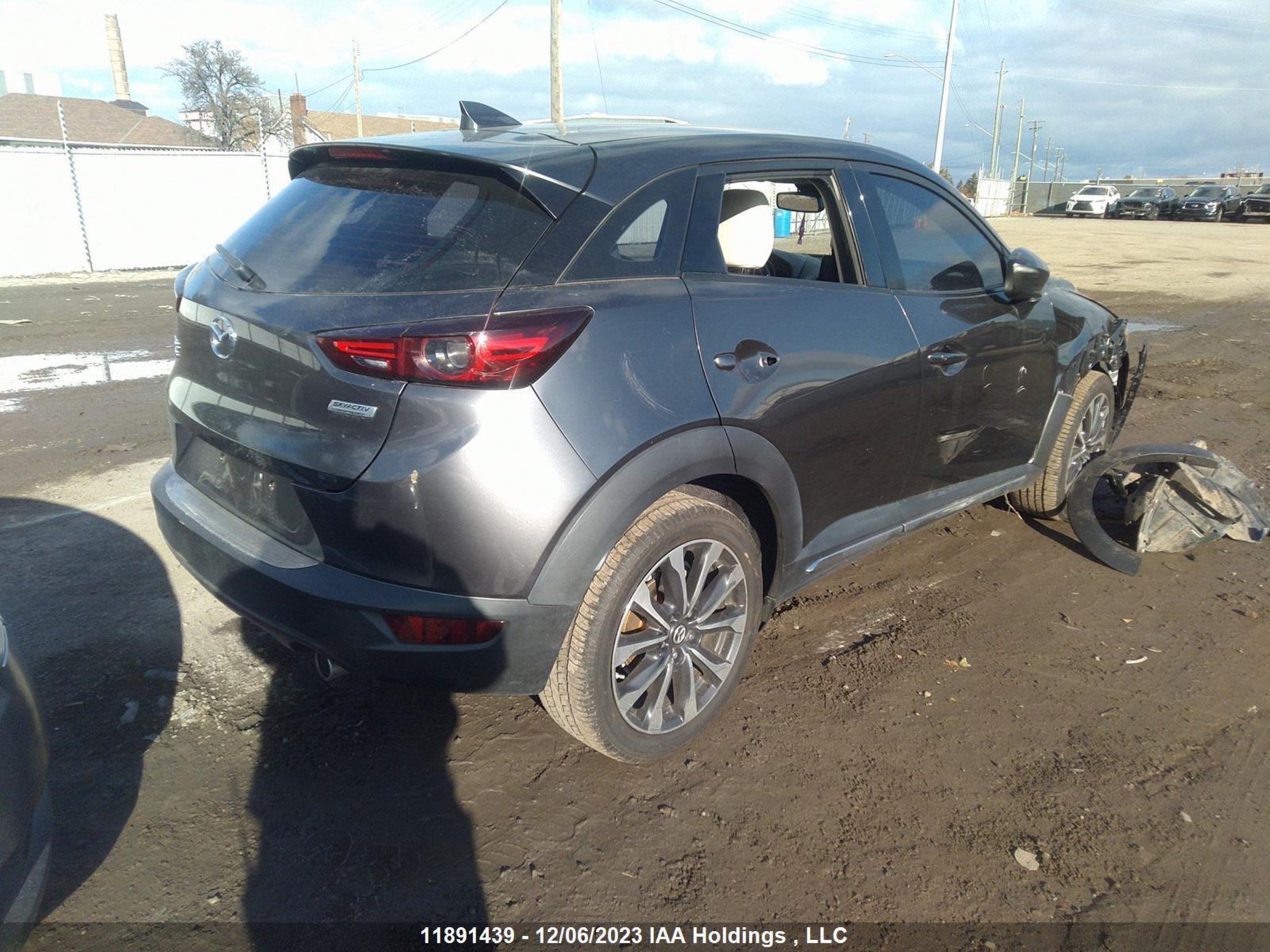 Photo 3 VIN: JM1DKFD7XK1400702 - MAZDA CX-3 